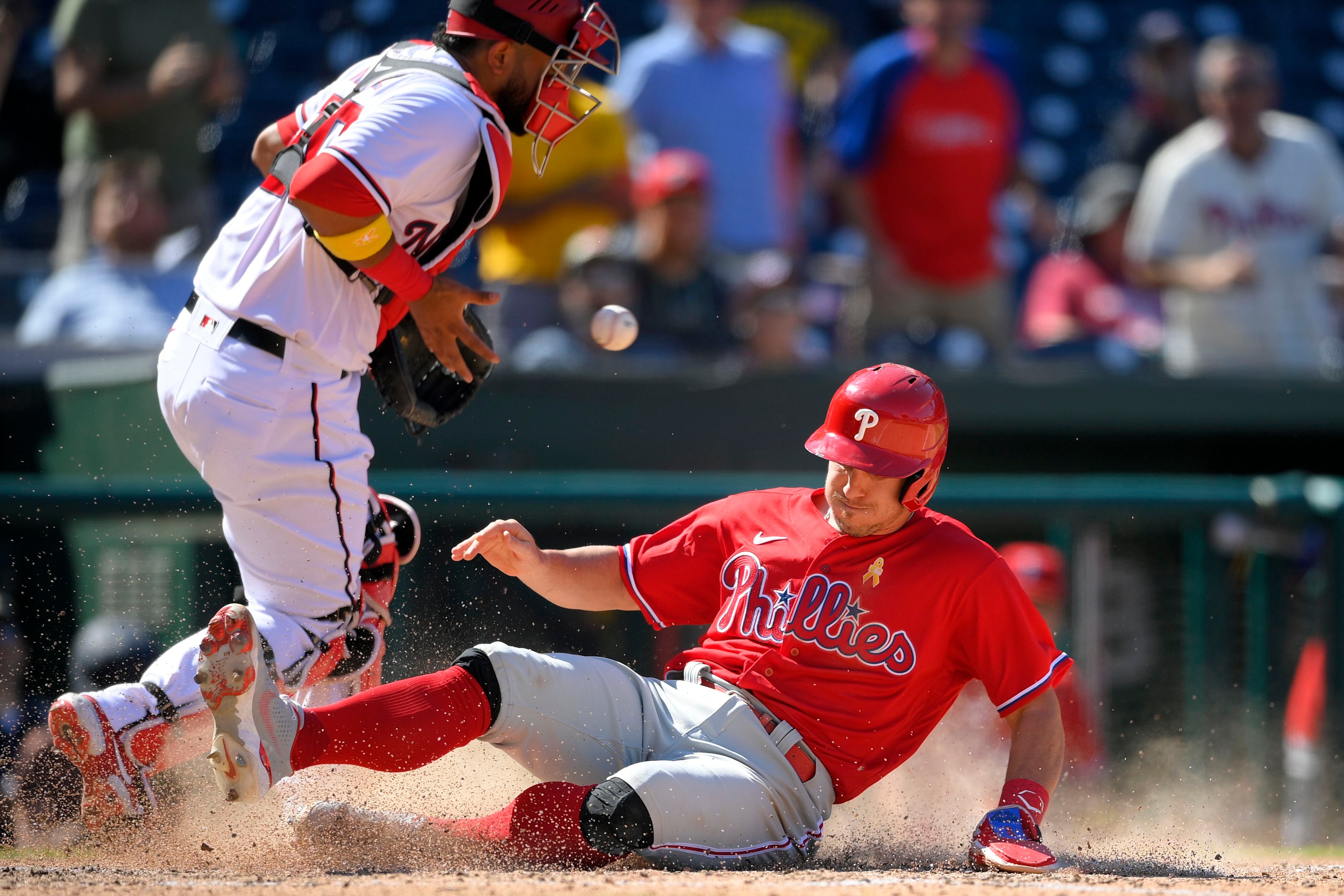 Maton's walk-off single gives Phillies 7-6 win over Reds