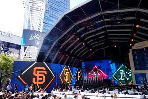 Cubs select Mark McGwire's son Mason in MLB draft