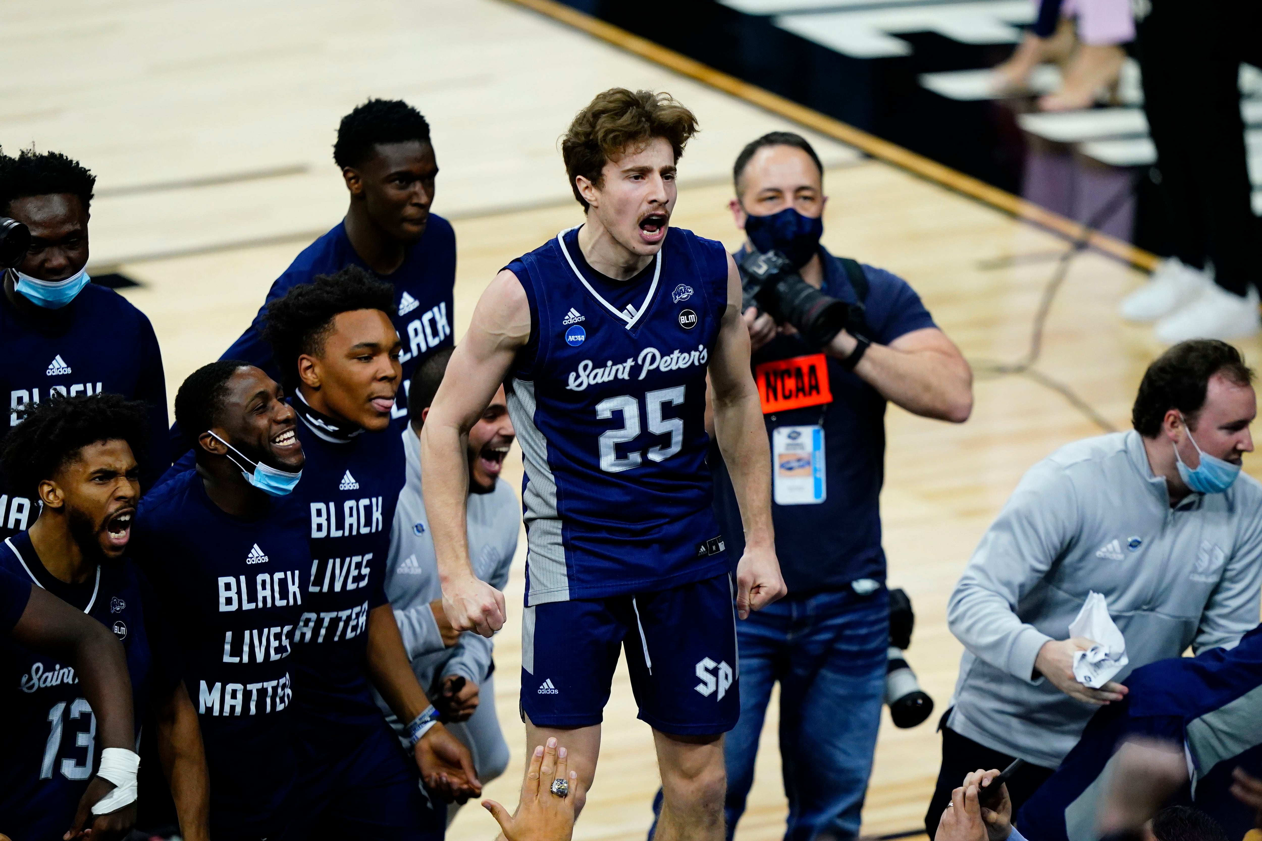 NCAA Final Four: Can VCU dance? Yes, they can. 