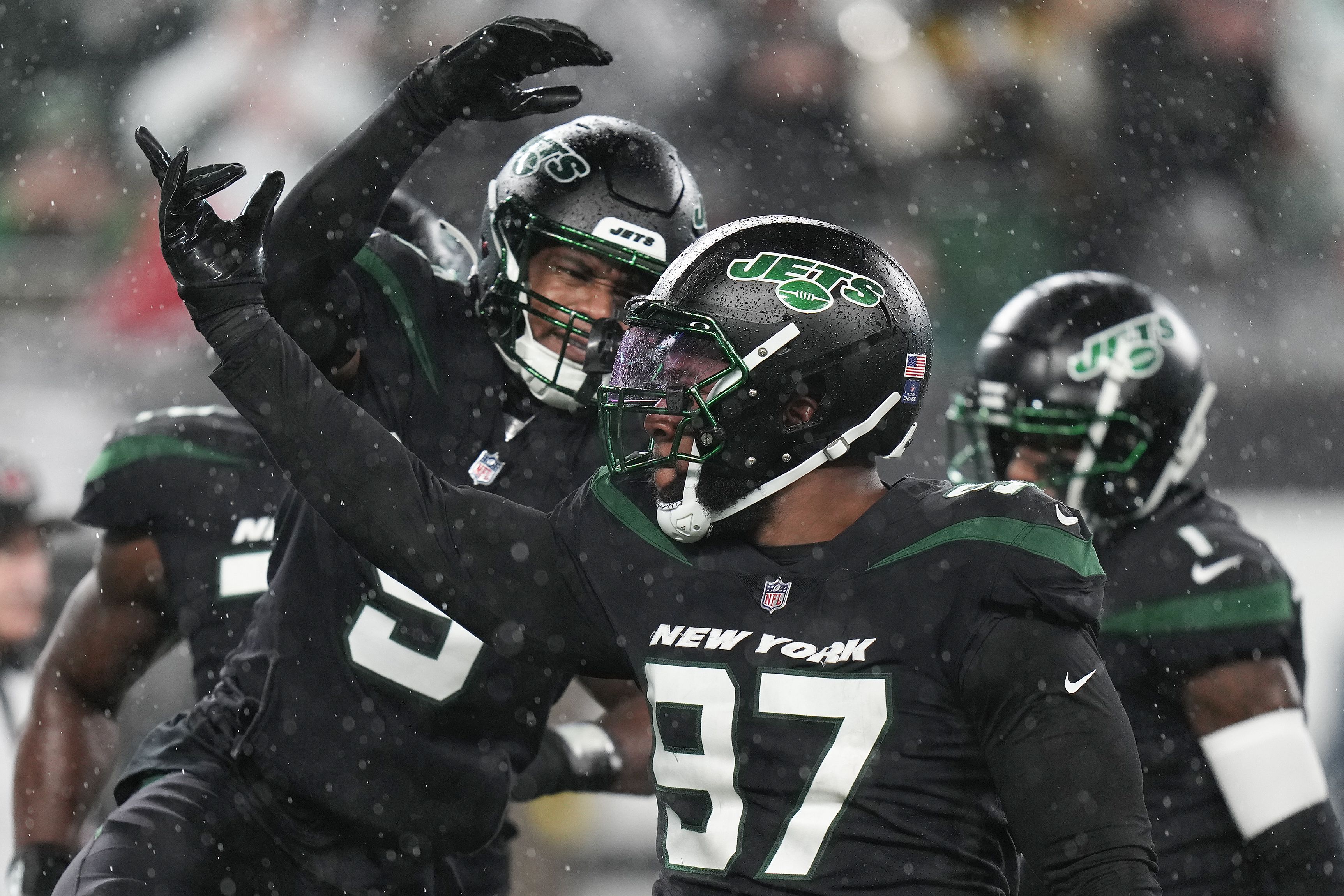 Lawrence, Jaguars continue playoff push, outclass Jets 19-3 – KXAN Austin