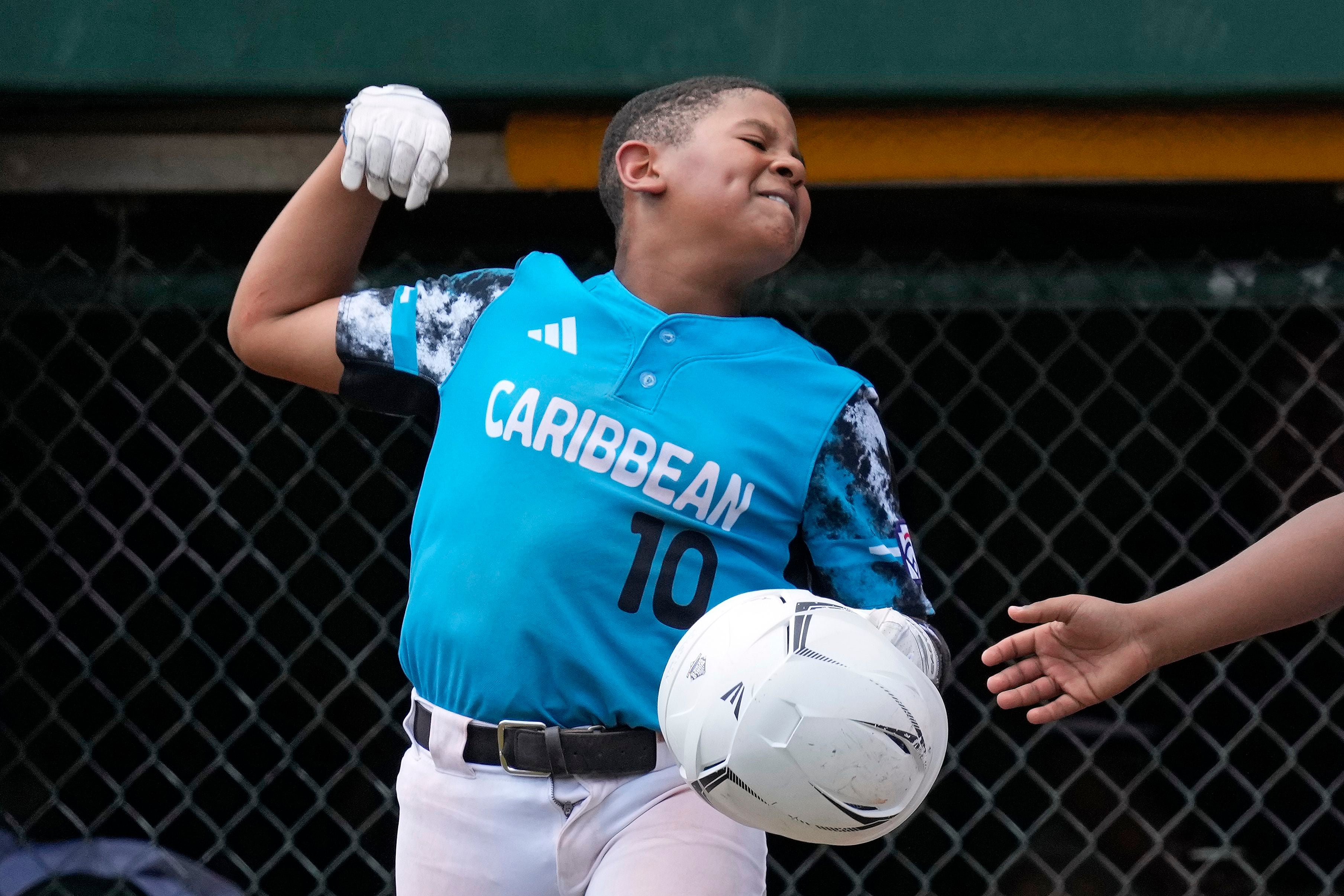 Little League Team Led to World Series by Ace Girl Pitcher - Good