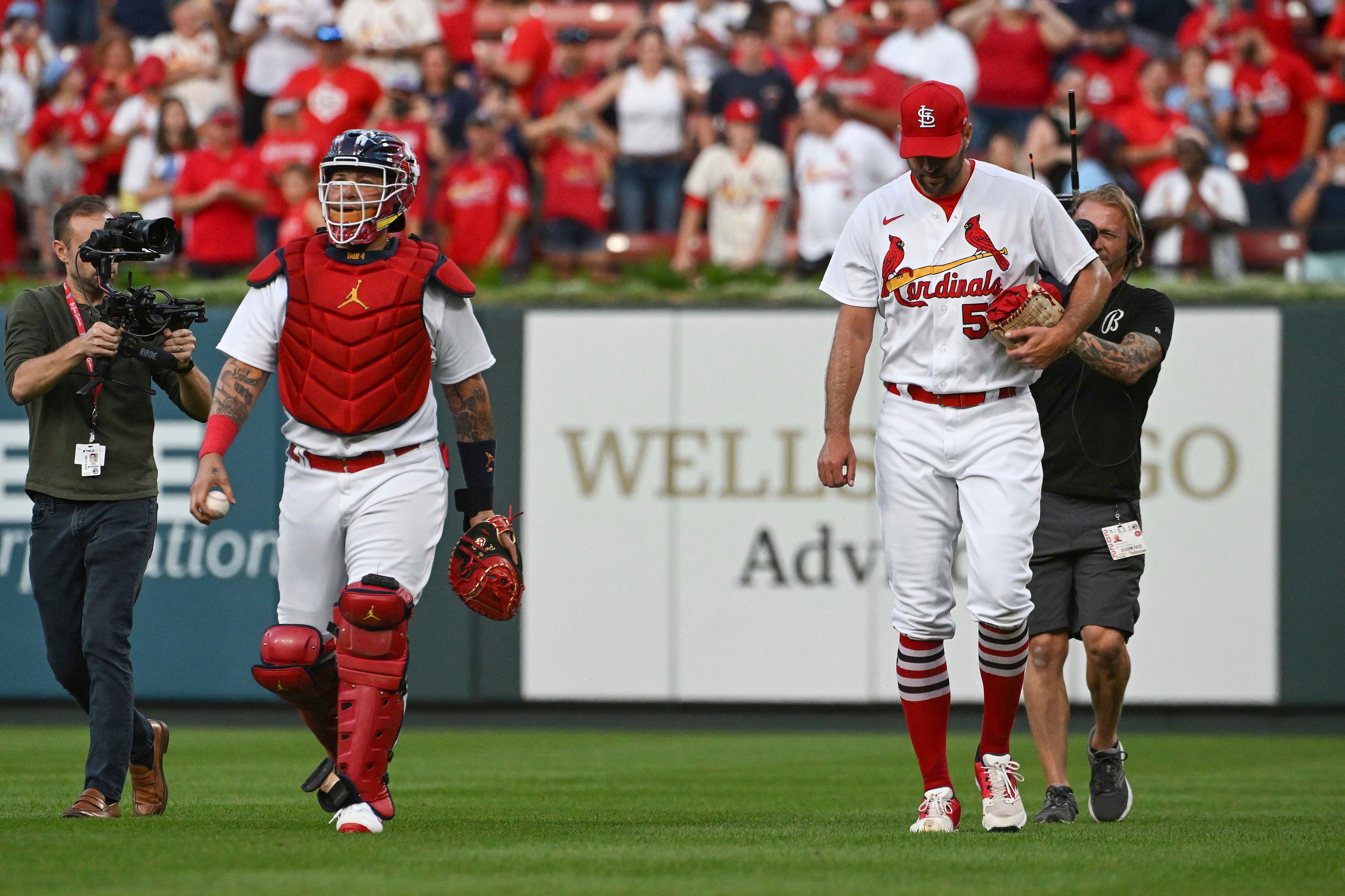 Cardinals RHP Miles Mikolas, manager tossed after hit batter, Major League  Baseball