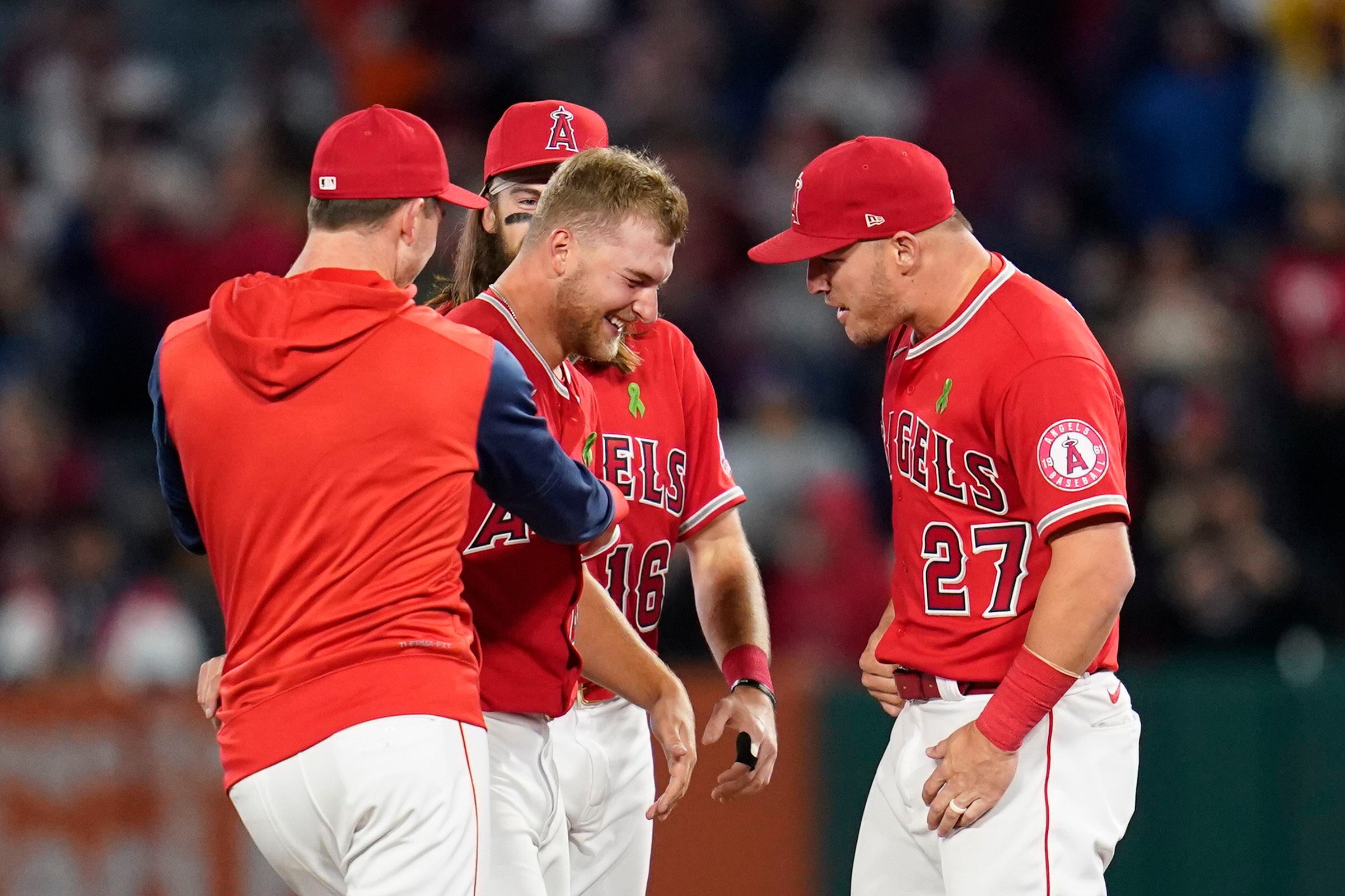 Angels Injury Update: Kurt Suzuki, Shohei Ohtani Expected To Be Day-To-Day  - Angels Nation