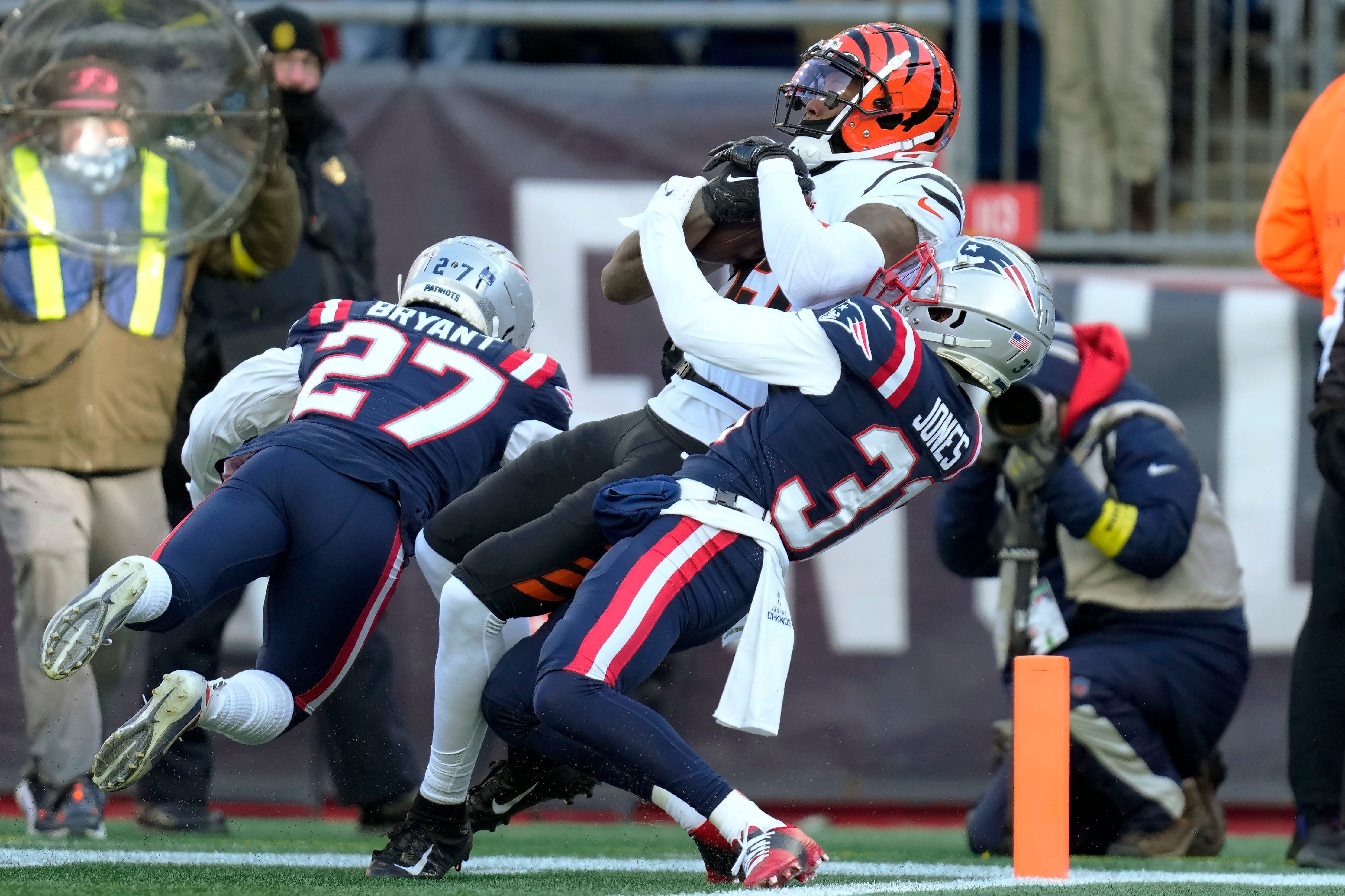 The Recorder - Bengals force late red zone turnover, hold off Pats