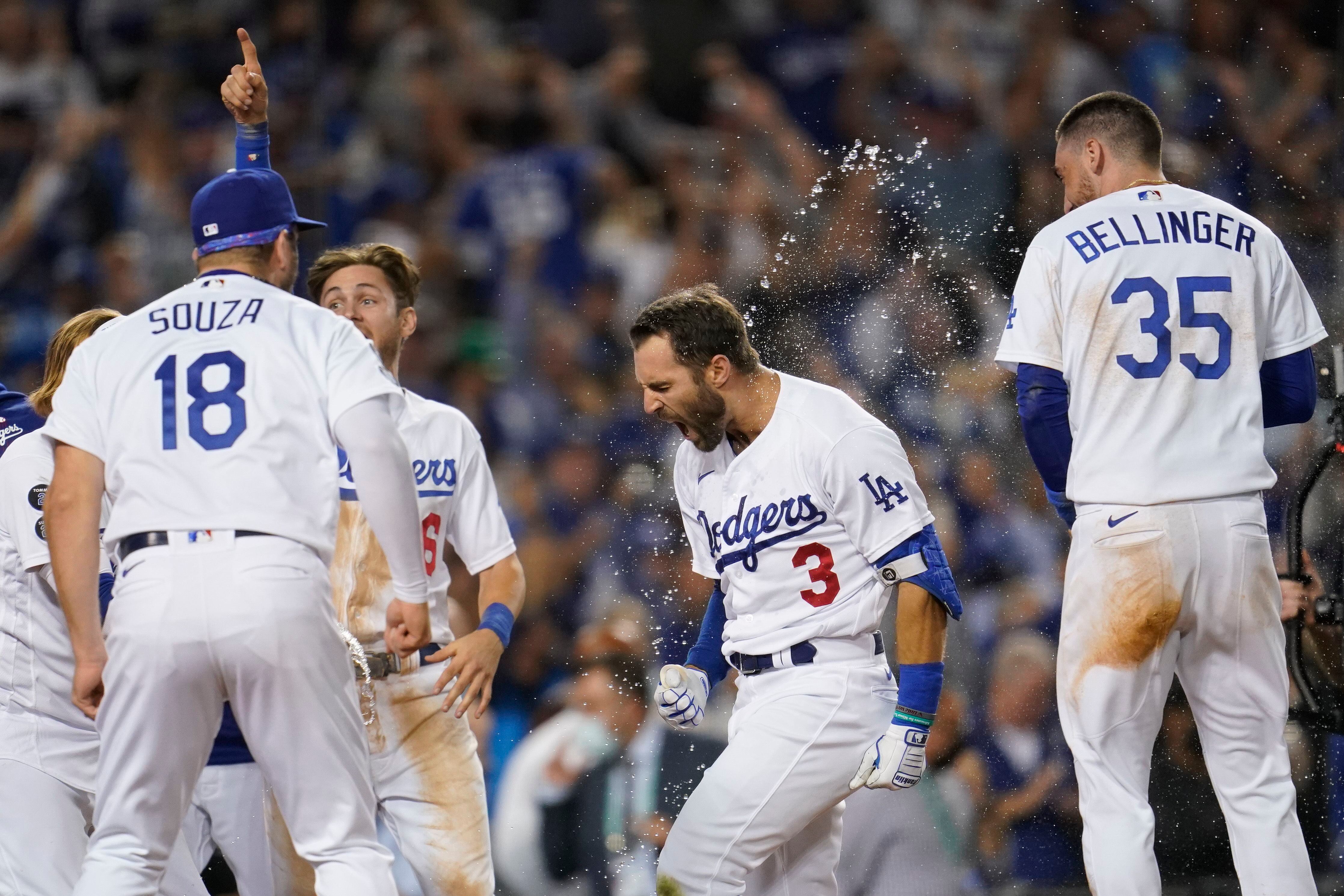 Tommy Edman on 1st MLB walk-off HR, 06/11/2022