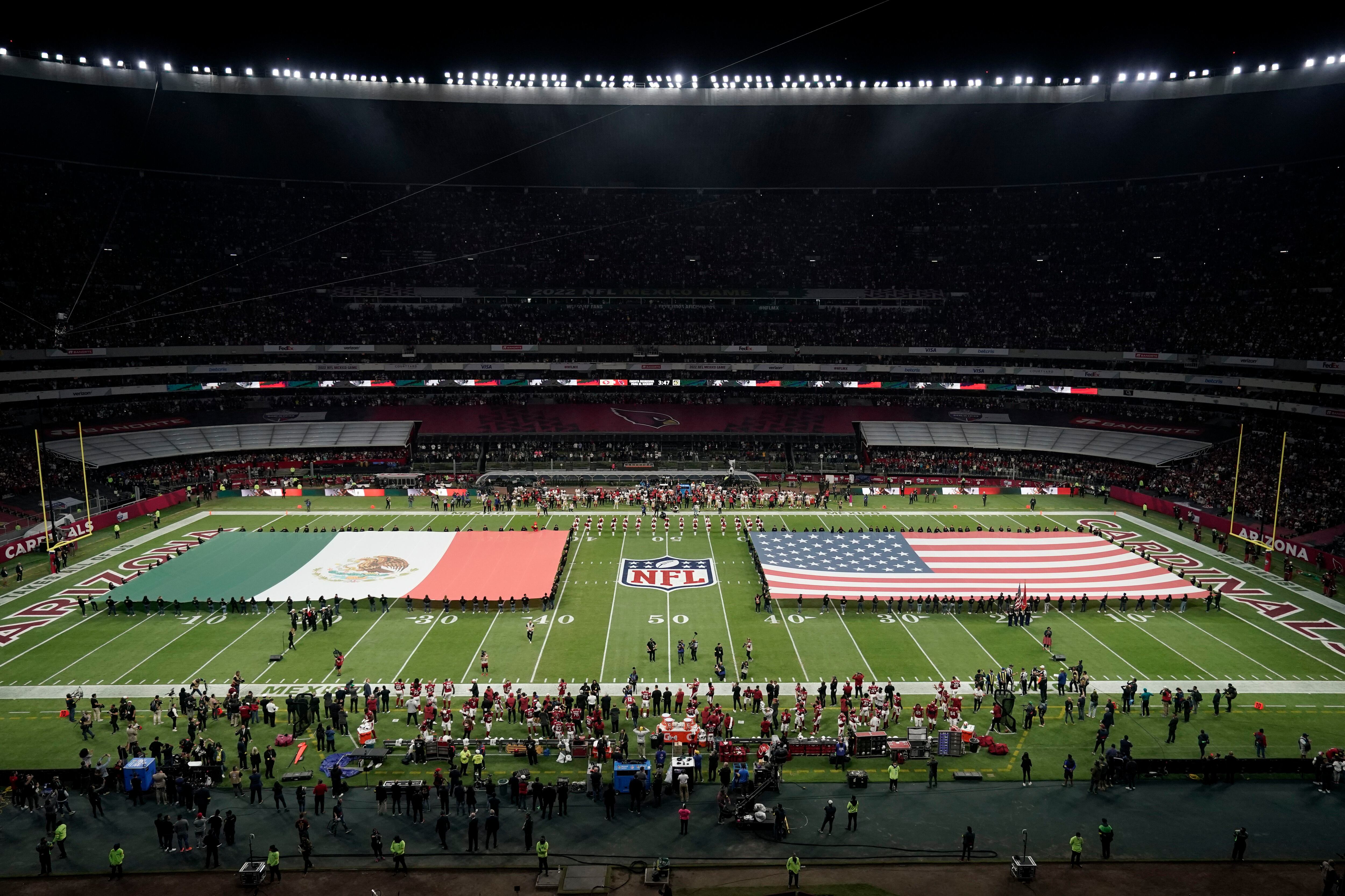 49ers 38-10 Cardinals: Monday Night 'Fiesta' in Mexico City as