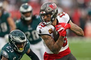 Ex-Aggies star, Bucs WR Mike Evans holding free camp in Galveston : r/nfl