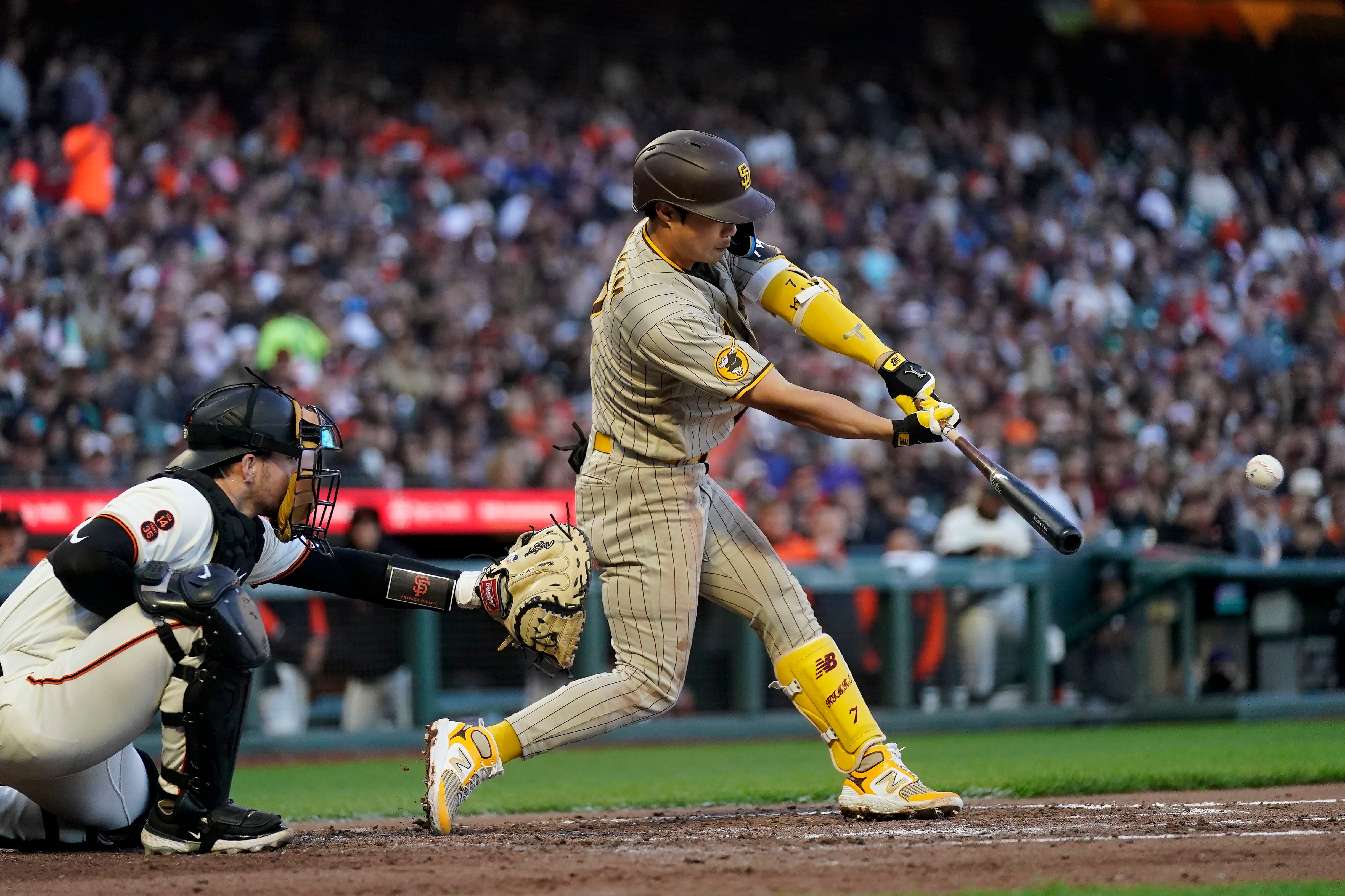 Yastrzemski splashes 3-run HR into McCovey Cove in the 10th as the Giants  rally past the Padres 7-4