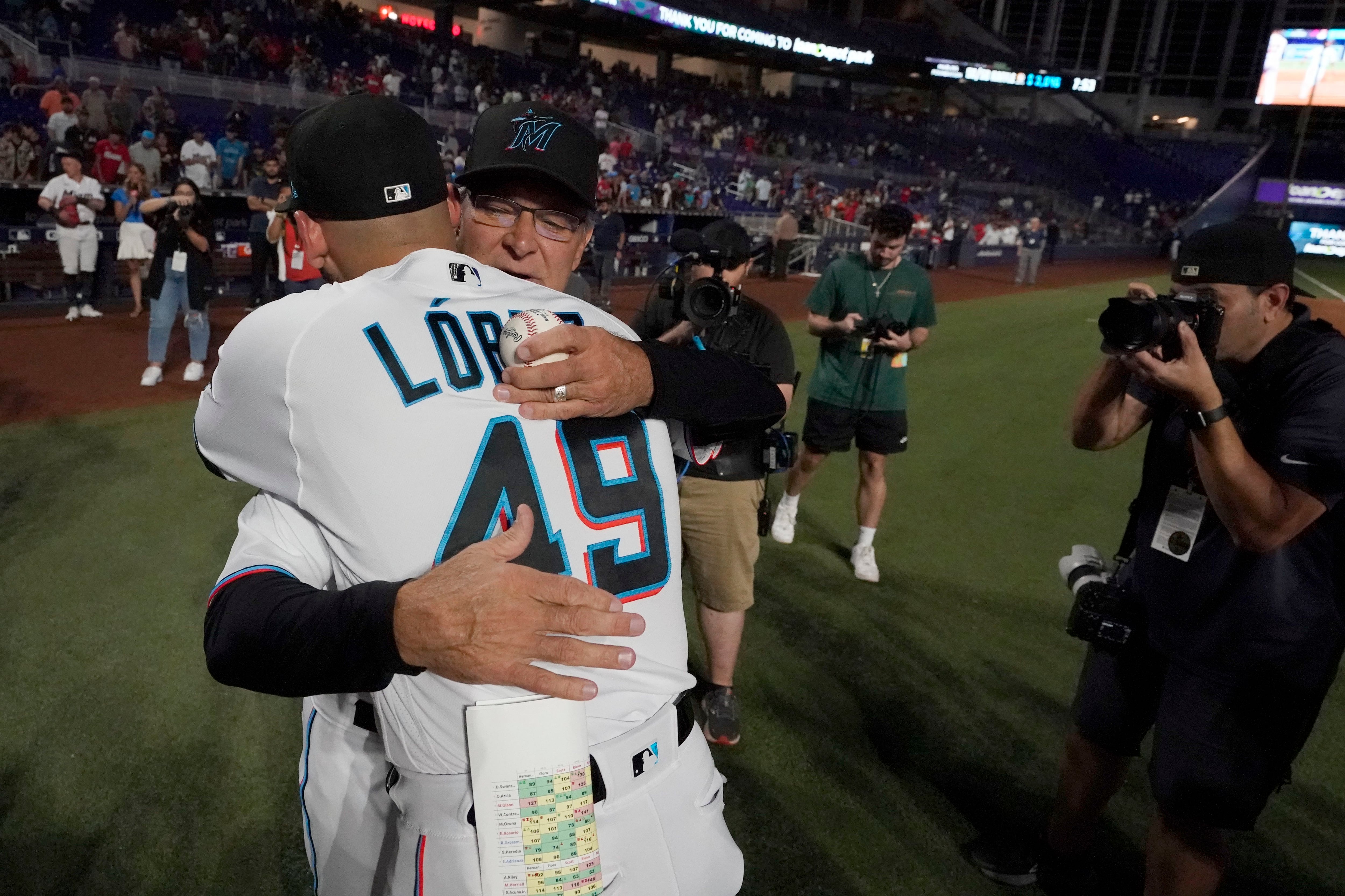 After seven seasons in charge, Don Mattingly won't return as Marlins  manager - The Boston Globe