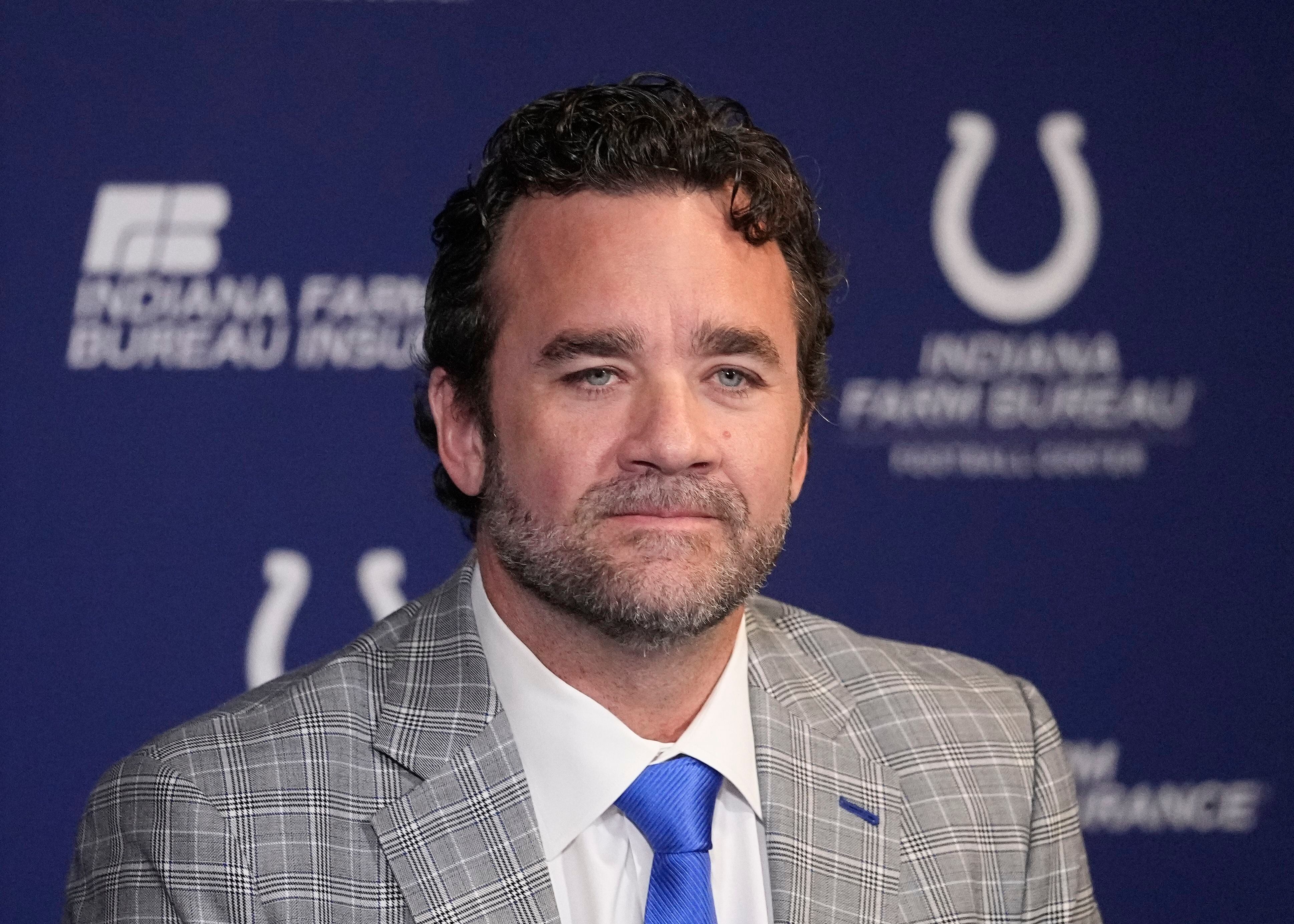 Colts' Jeff Saturday starts Matt Ryan over Sam Ehlinger