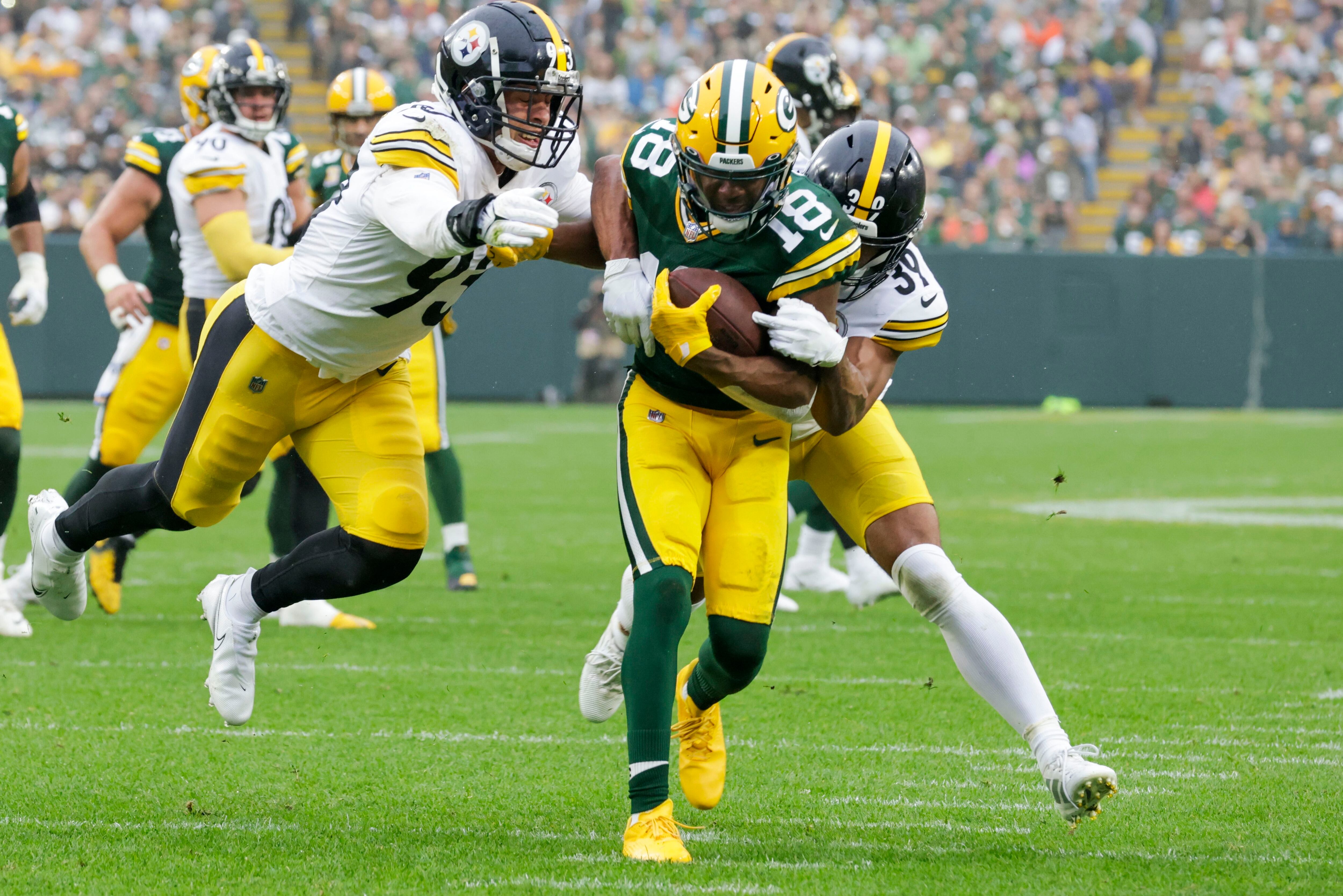 Pittsburgh Steelers wide receiver Steven Sims (82) runs the ball during the  first half of an NFL football game against the Atlanta Falcons, Sunday,  Dec. 4, 2022, in Atlanta. The Pittsburgh Steelers