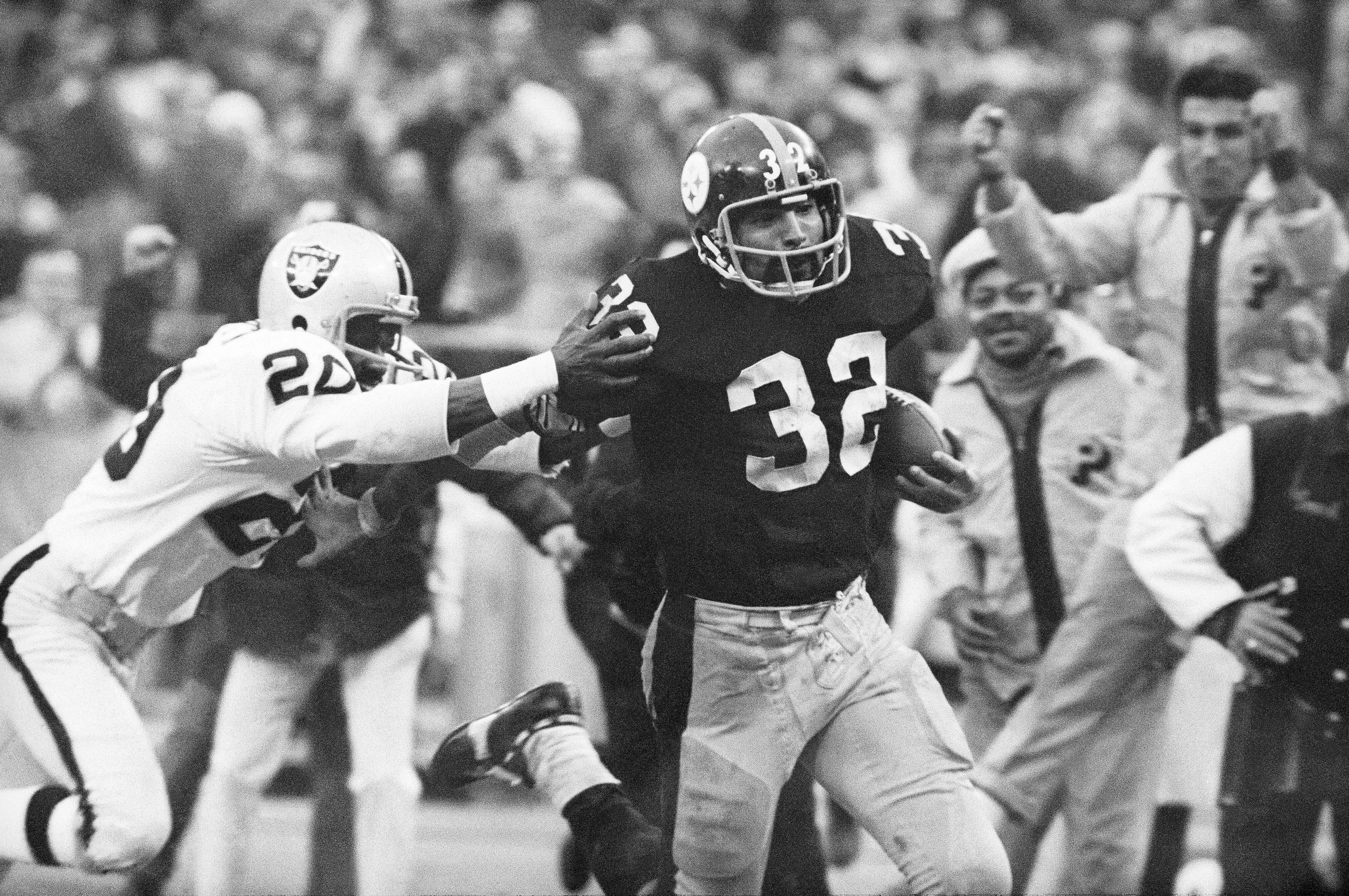 Steelers to unveil Immaculate Reception monument