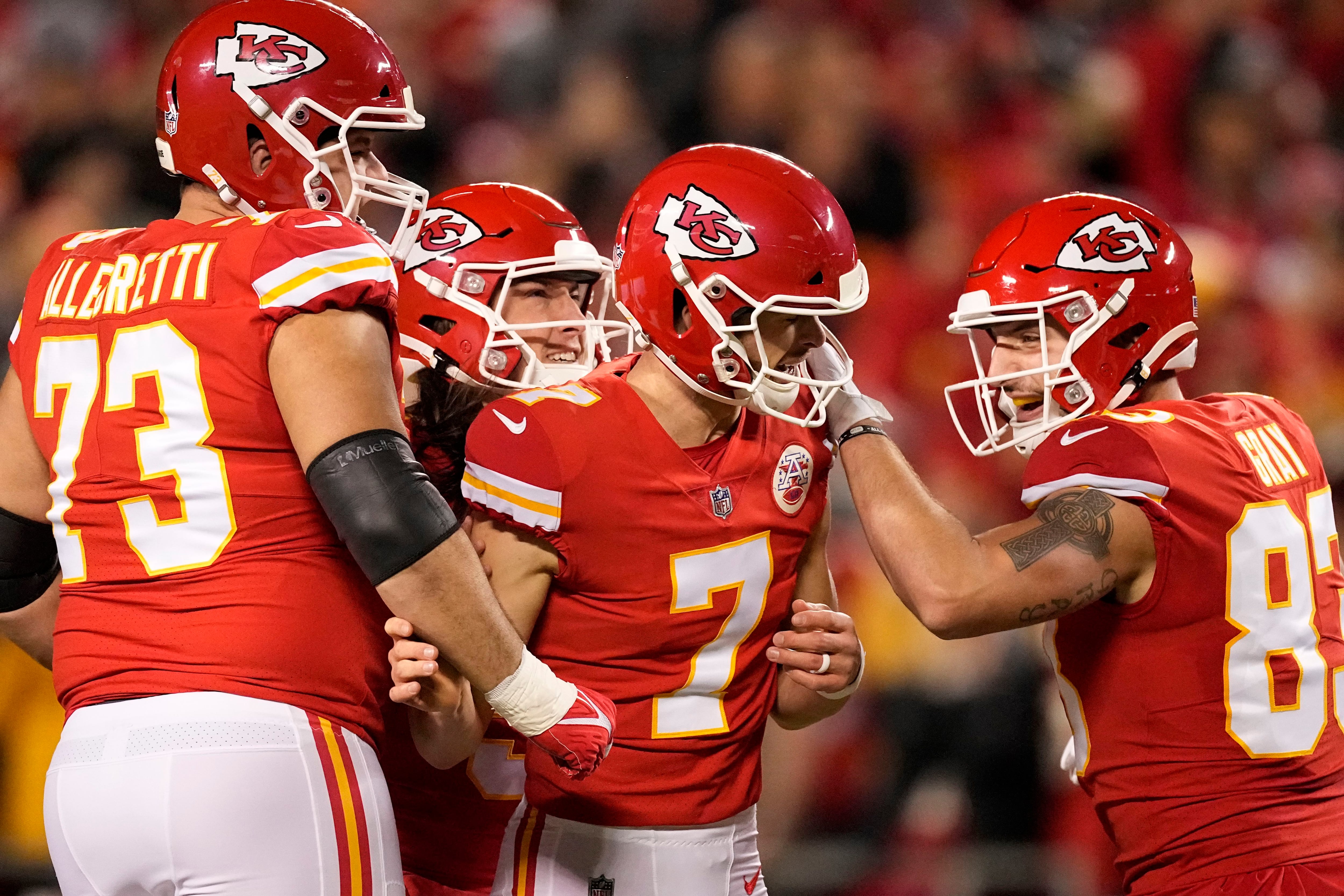 Chiefs with no new COVID-19 positives; Gordon, Gay return