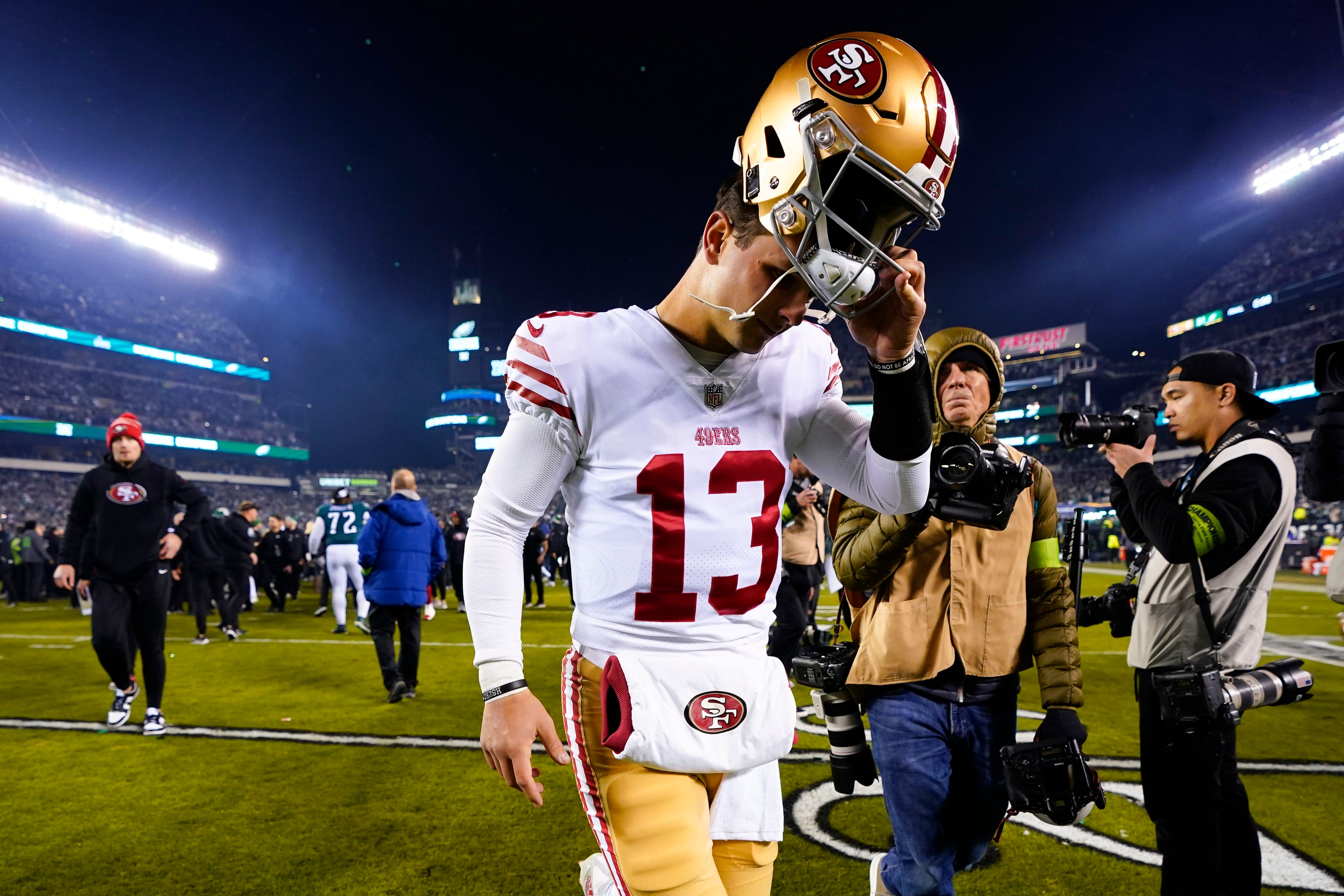 Jalen Hurts, Eagles soar into Super Bowl with rout of 49ers in NFC