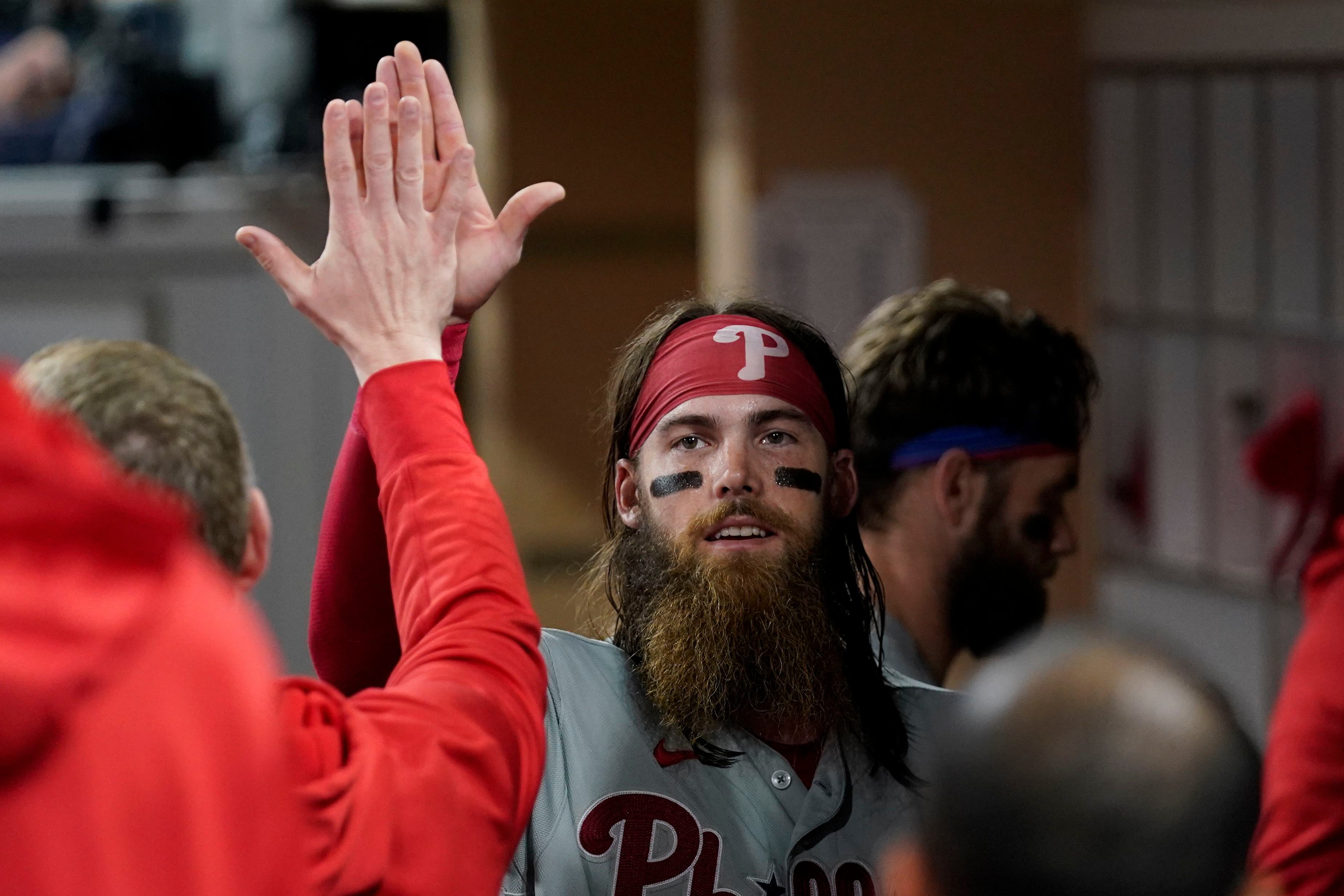 Harper, Schwarber HR as Wheeler, Phils top Pads to open NLCS