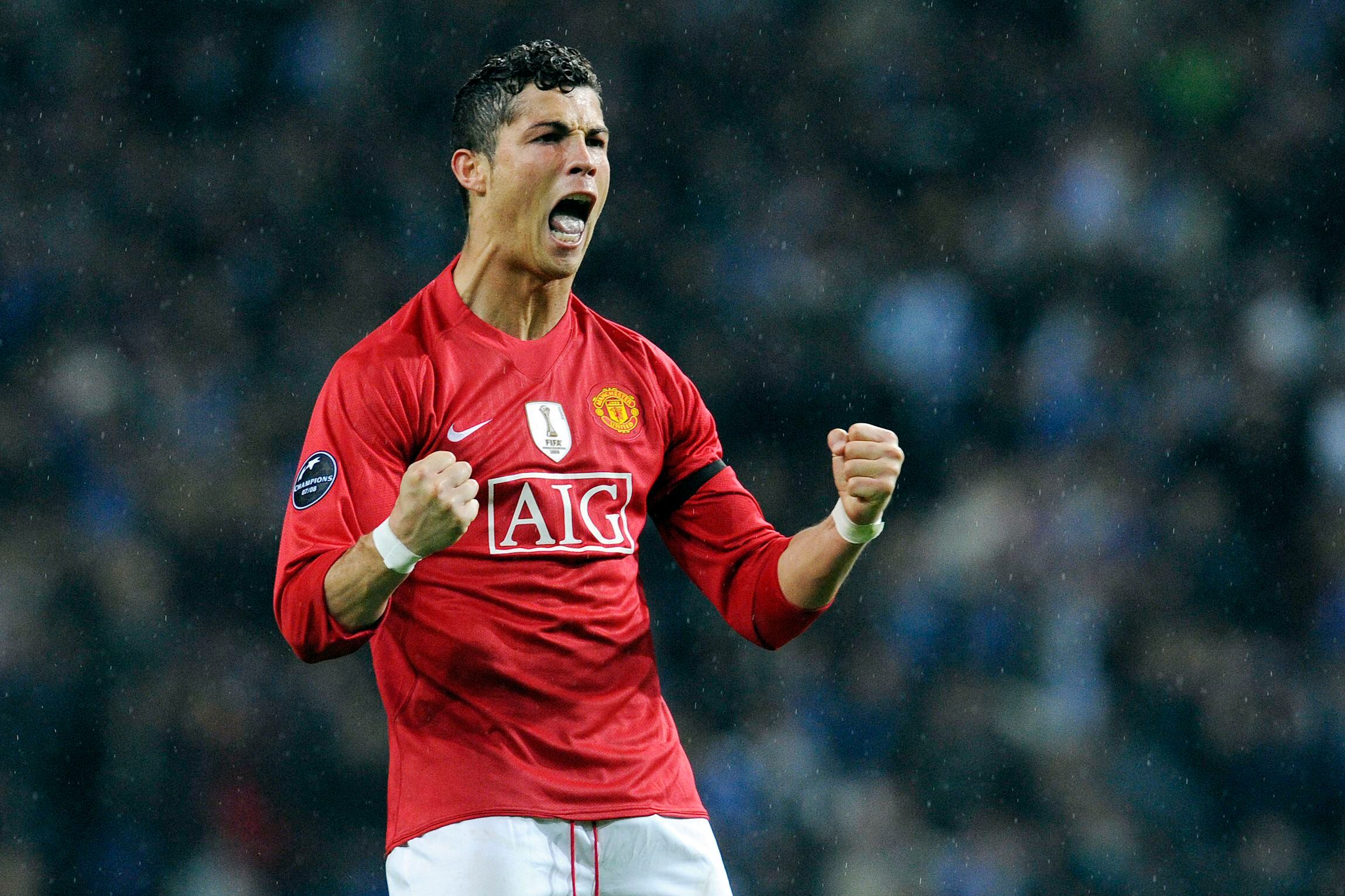 He's Back: Manchester United Fans in Frenzy as Cristiano Ronaldo