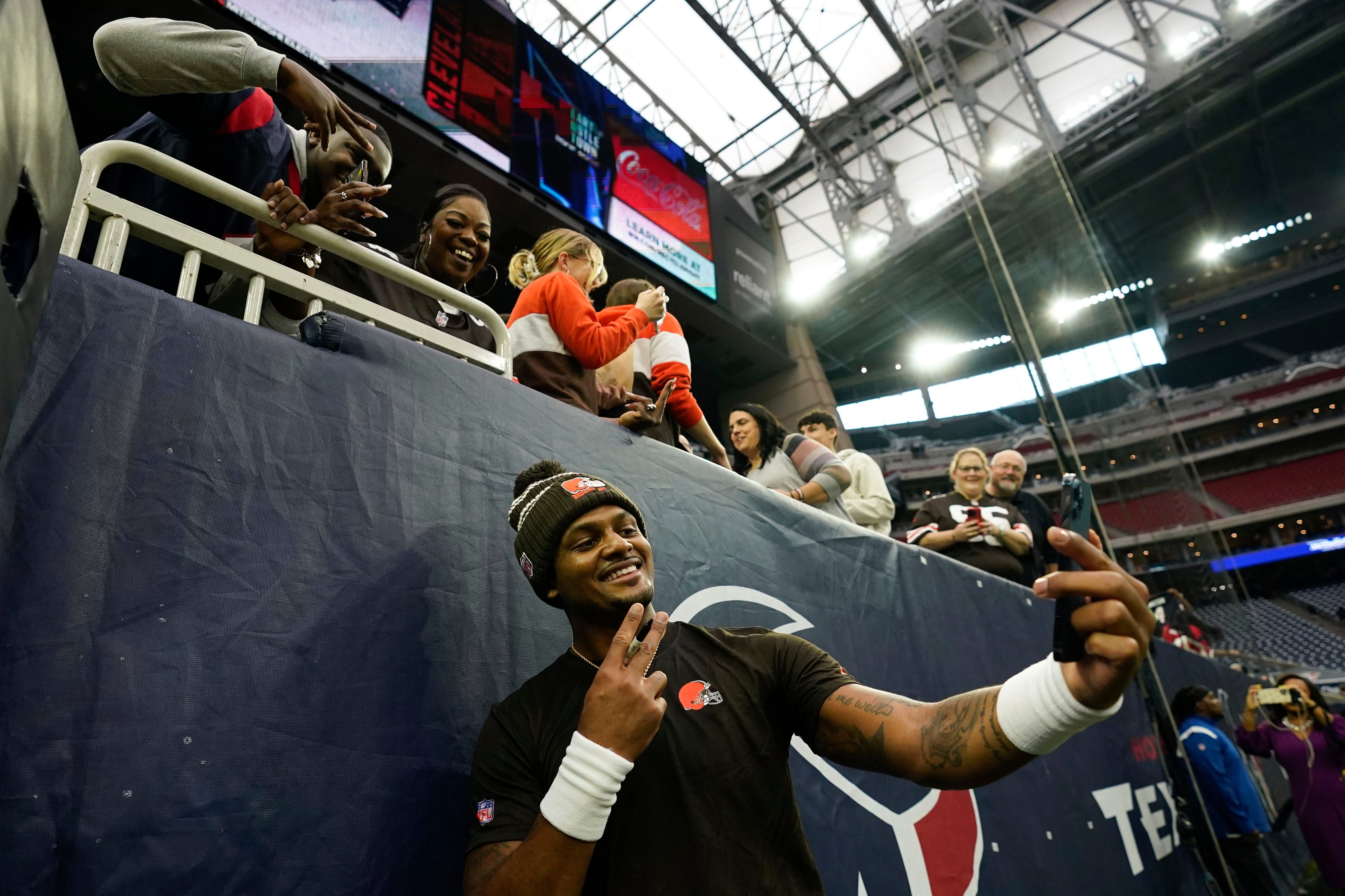 Deshaun Watson maintains innocence after 11-game suspension settlement with  NFL – NBC Sports Chicago