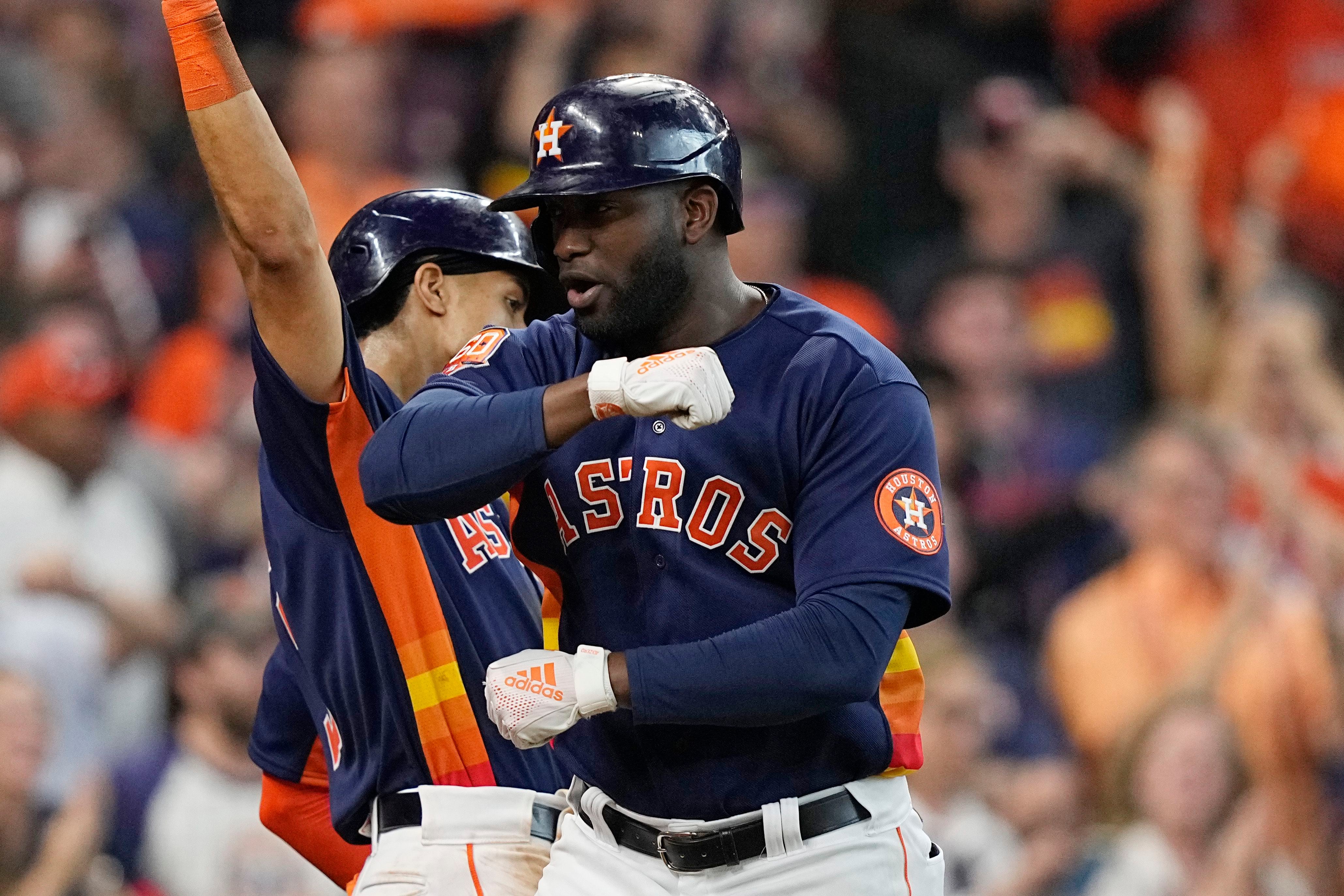 Carlos Correa's walk-off homer in Game 2 lifts Astros. ties ALCS at 1-1 -  The Boston Globe