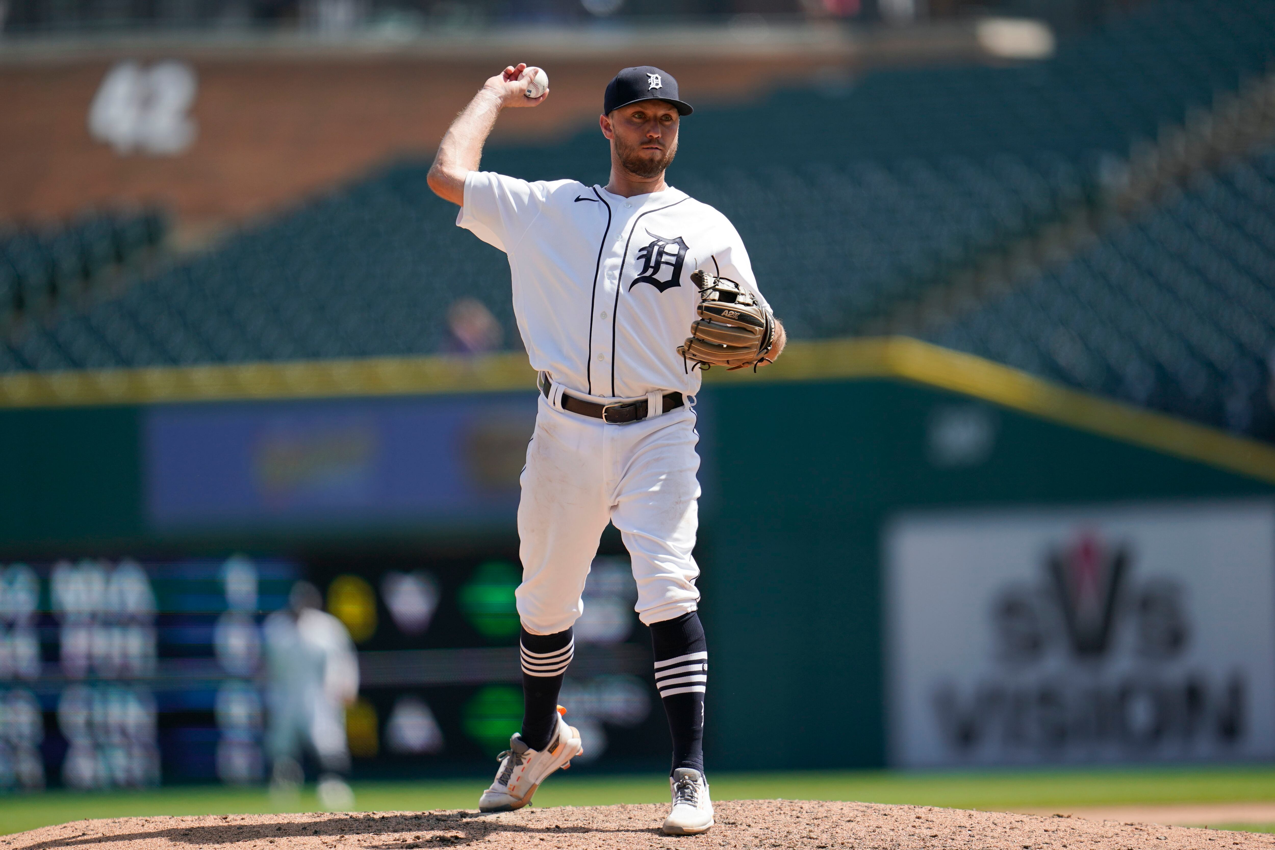 Short-staffed Tigers place Faedo placed on injured list