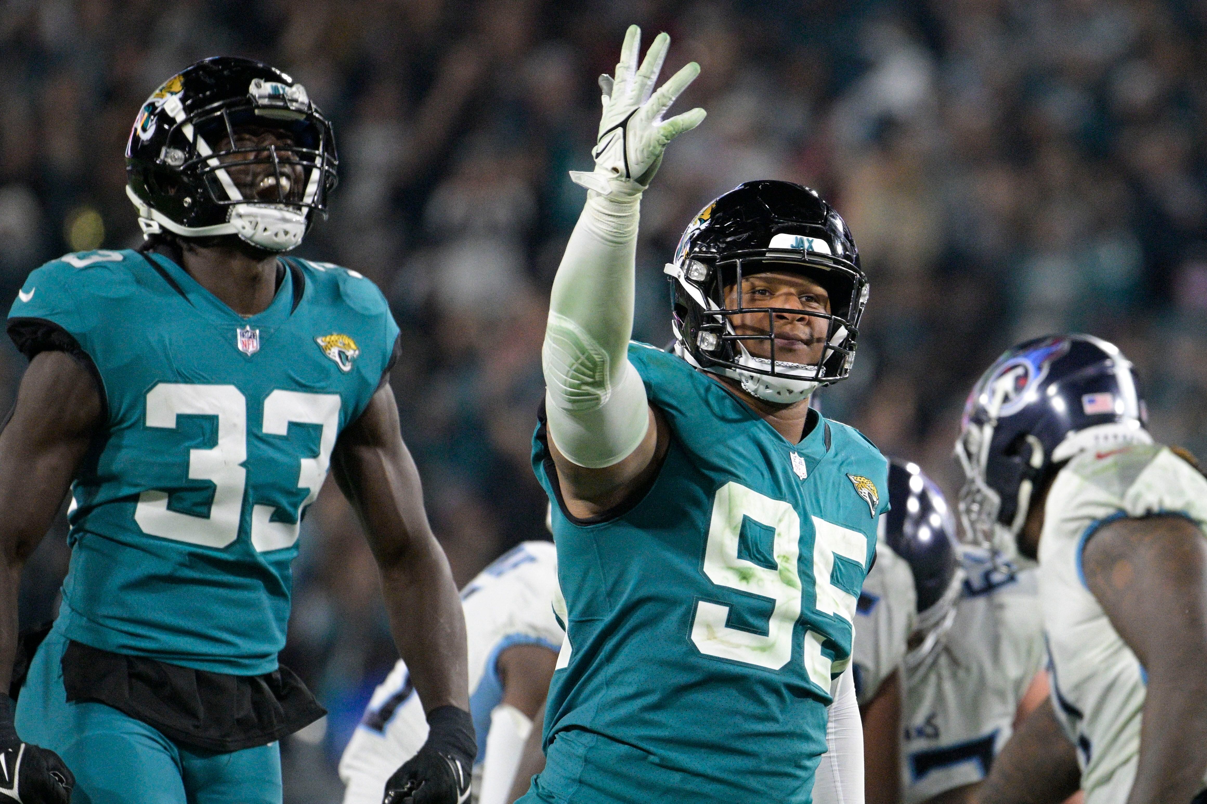 Jacksonville Jaguars outside linebacker Arden Key (49) waits in