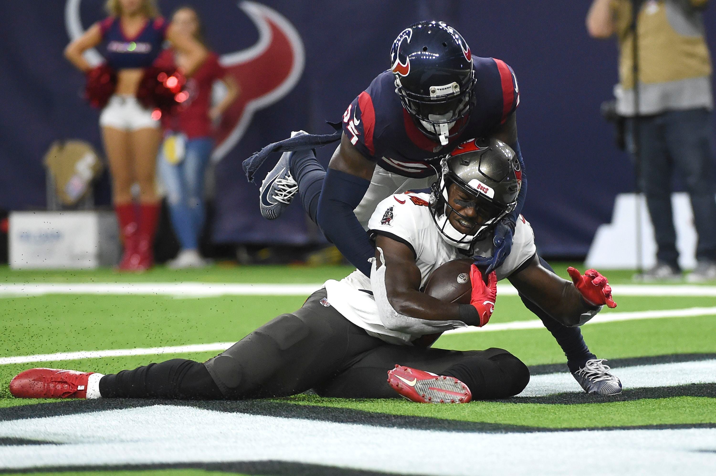 Buccaneers Hold on and Defeat the Texans, 23-16