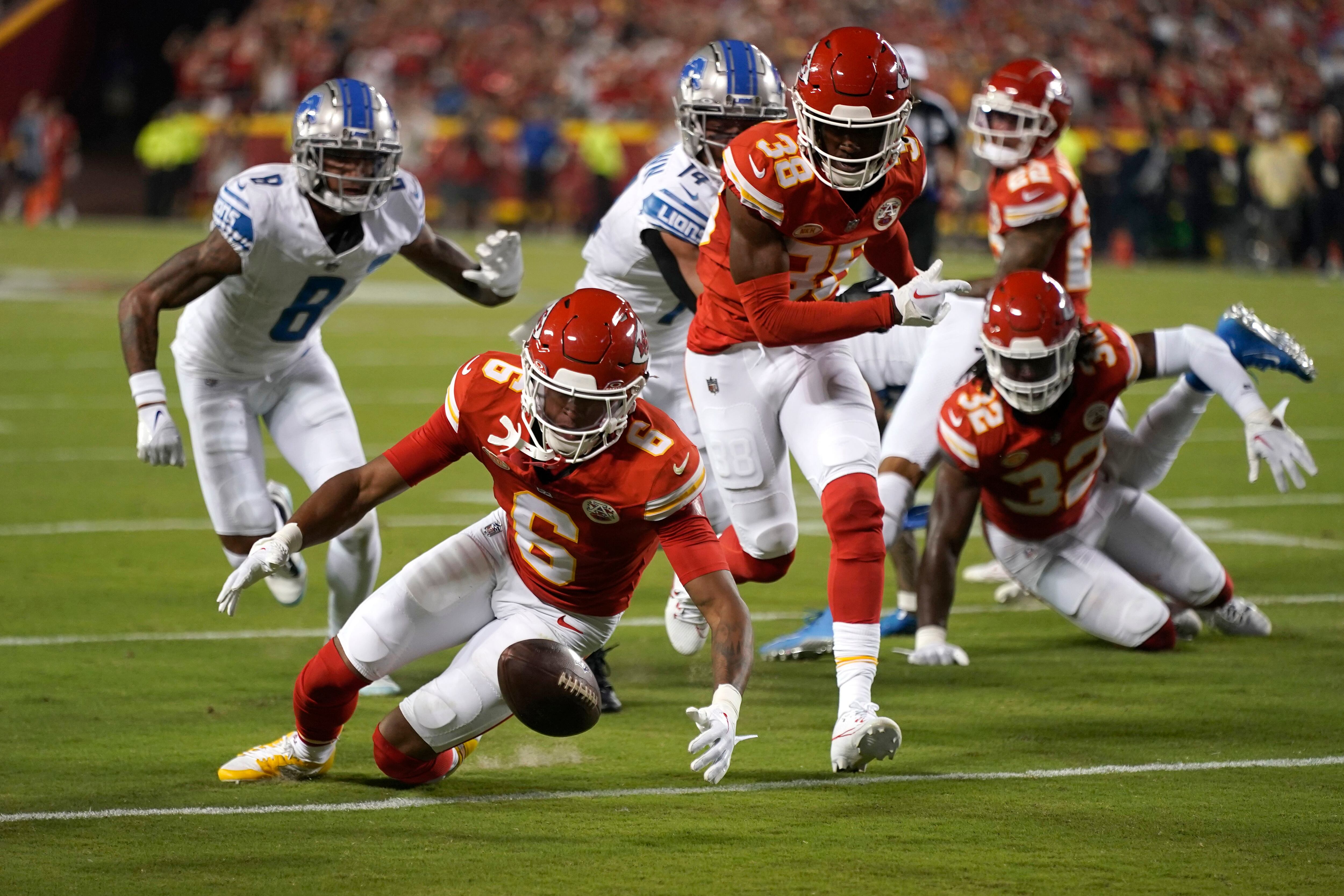 Detroit Lions 21-20 Kansas City Chiefs: Super Bowl champions beaten in  season opener after David Montgomery's winning touchdown - More Radio