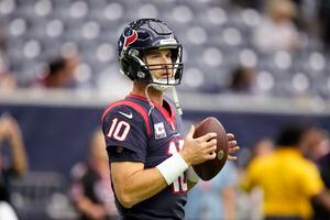 Commanders lead Texans 20-0 at halftime