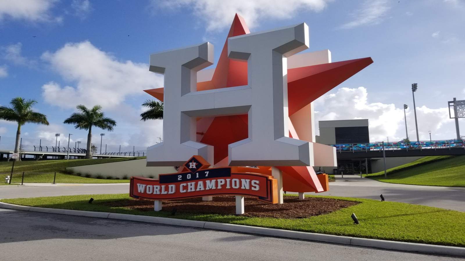 Houston Astros arrive for spring training with some explaining to do