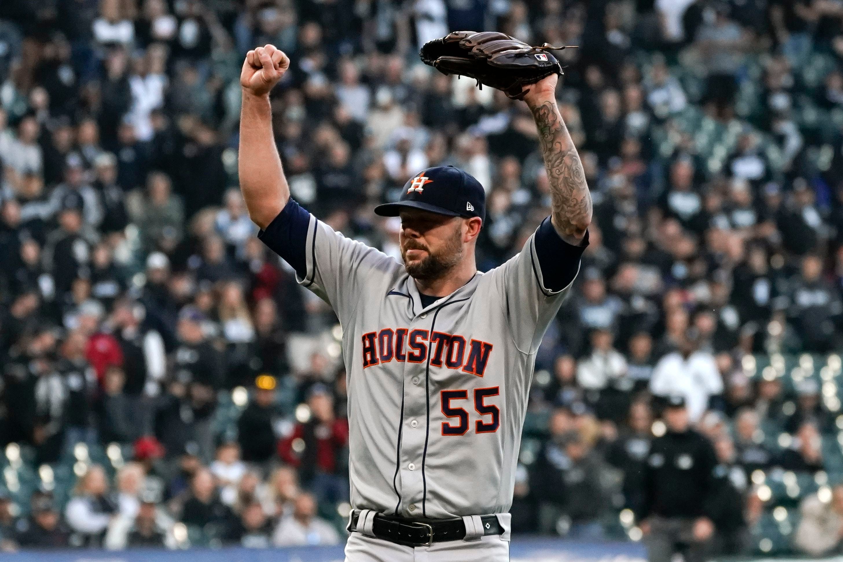 Houston Astros on Twitter: Prior to today's game, Yimi Garcia received his 2021  ALCS ring.  / X