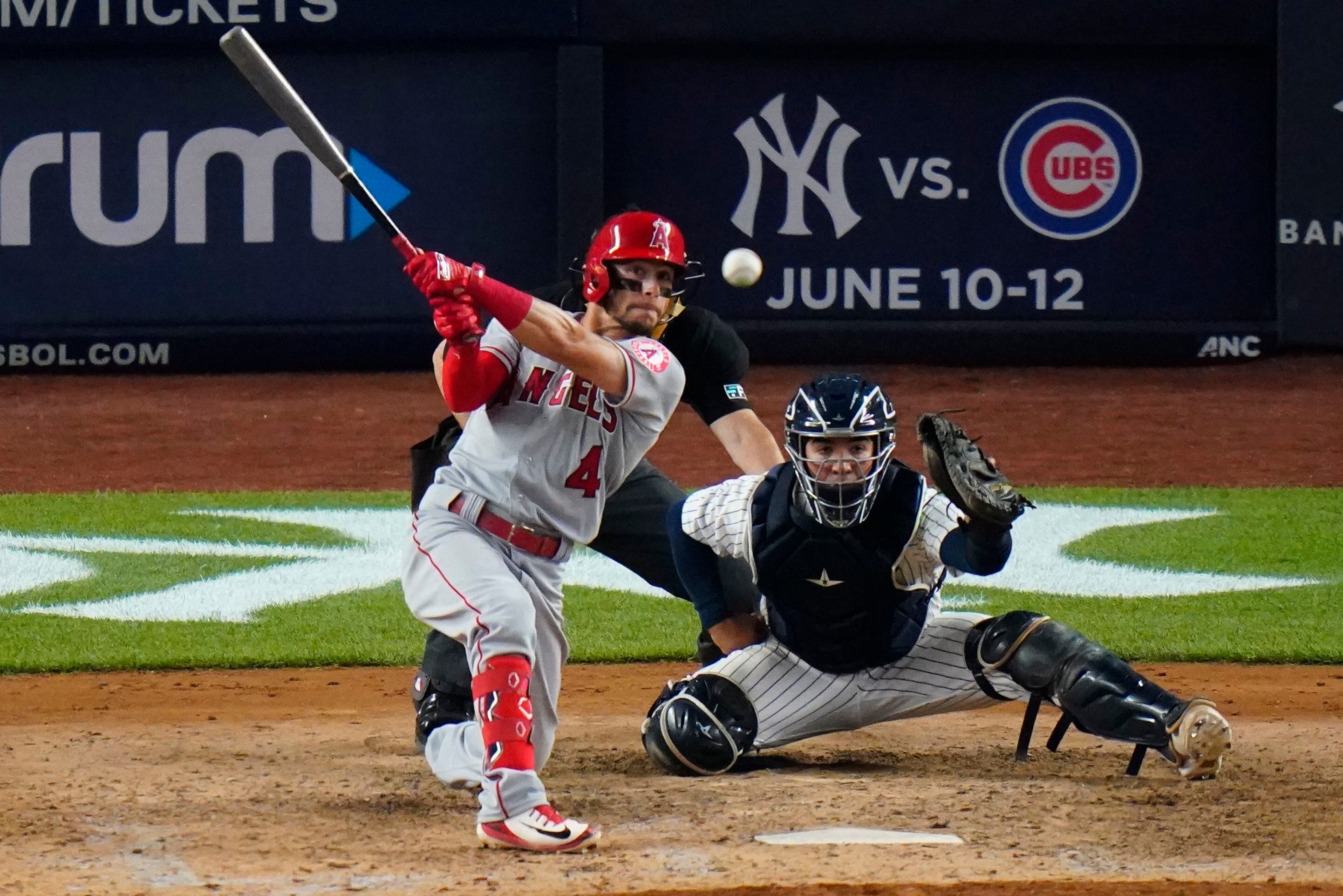 Yankees catcher Jose Trevino to undergo season-ending wrist surgery, National Sports