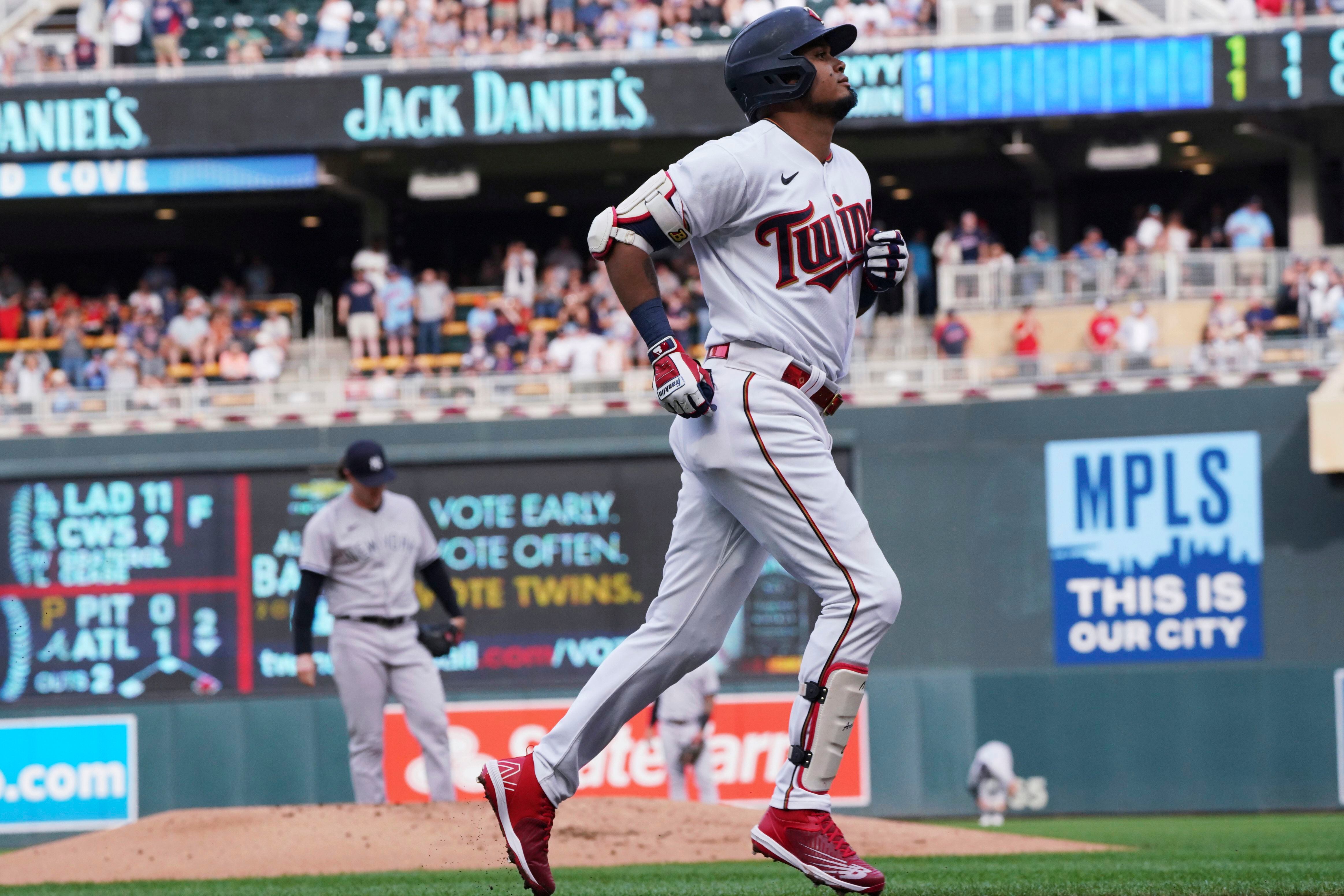 Joey Gallo hits a 2-run homer in the 9th to send the Twins past