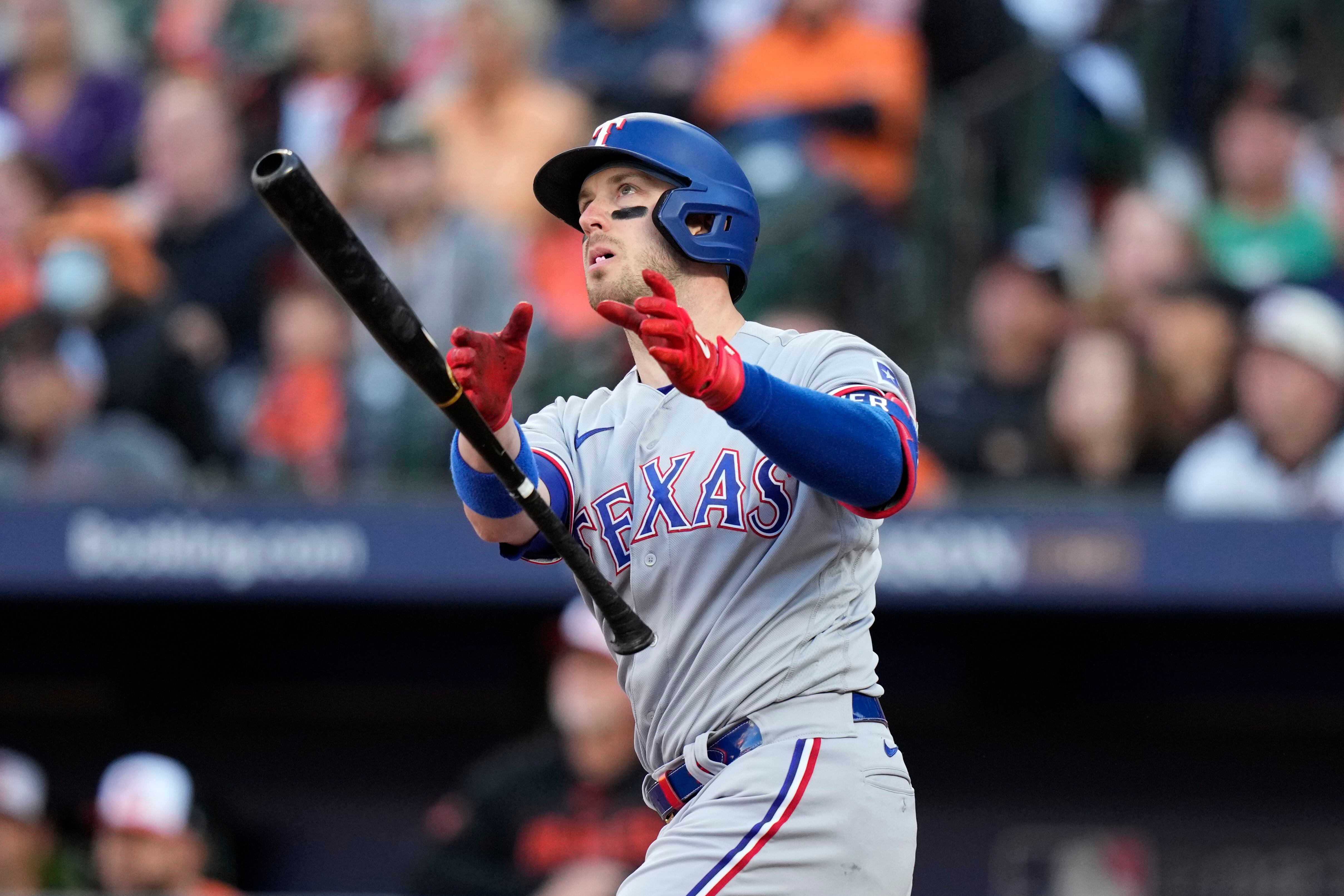 Nine-run inning from Texas eliminates Hurricanes baseball from