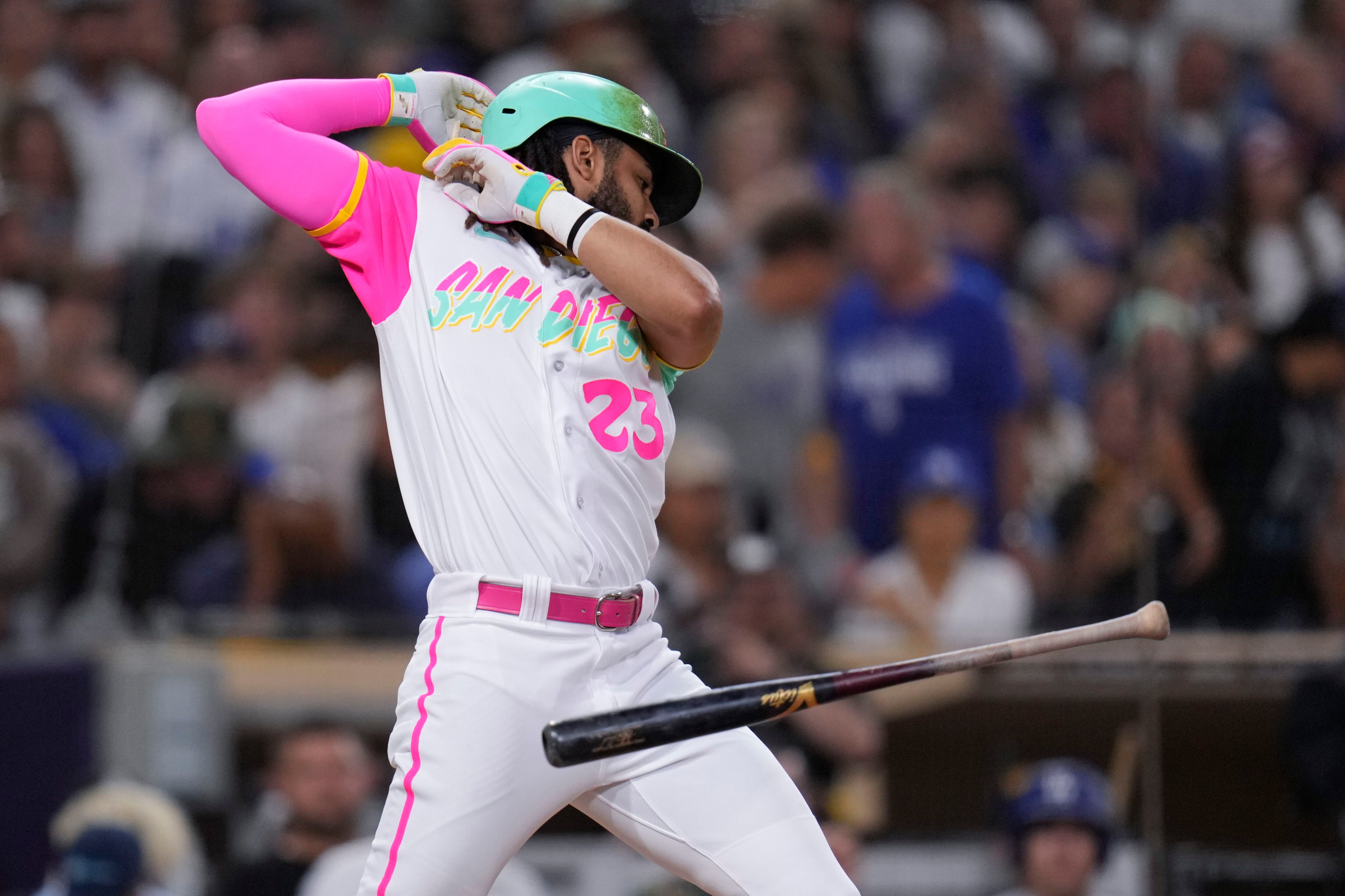 Rays raise awareness with pink bats, uniforms