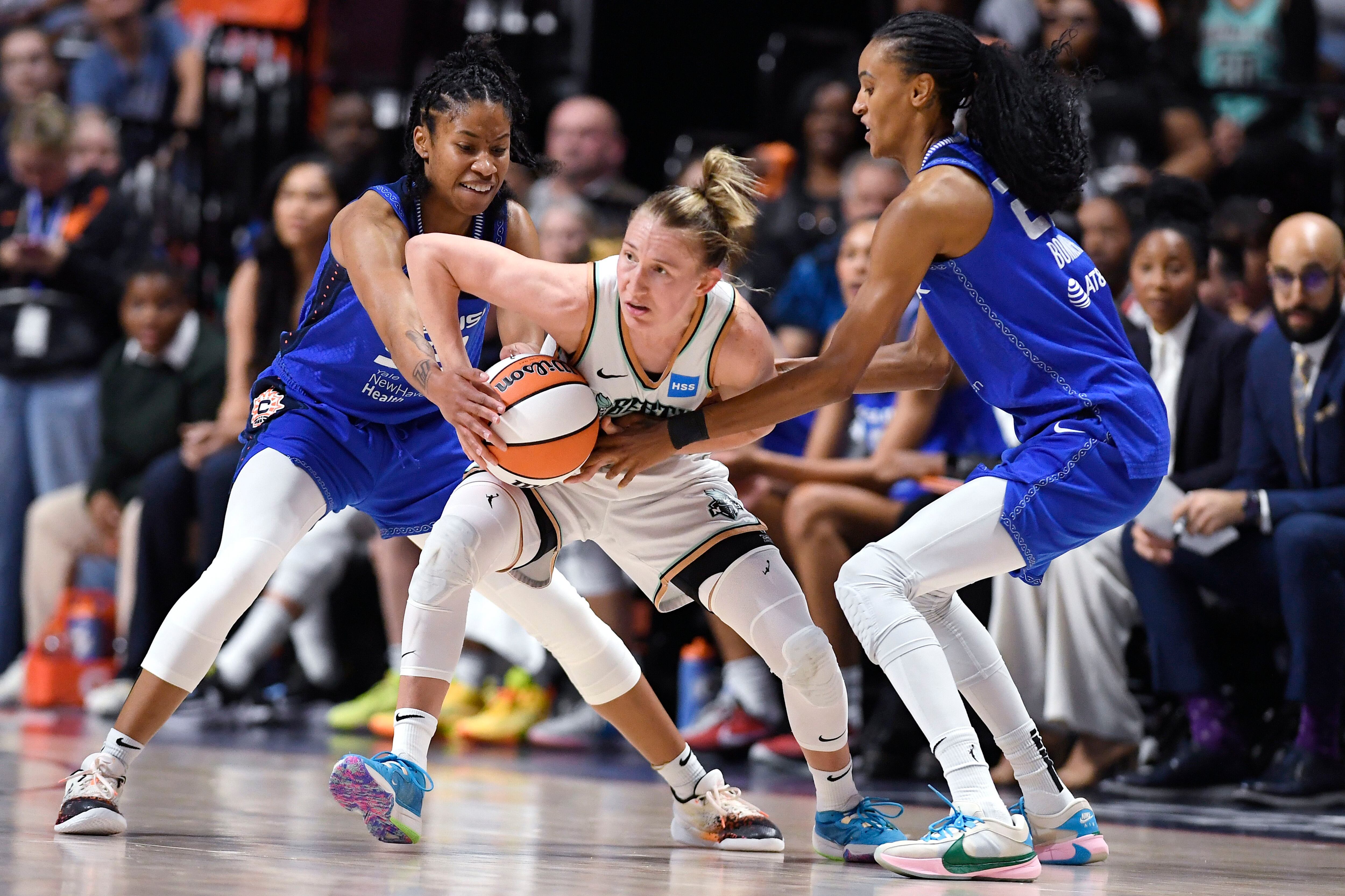 Jones, Stewart lead New York to first WNBA Finals in 21 years with 87-84  win over Connecticut