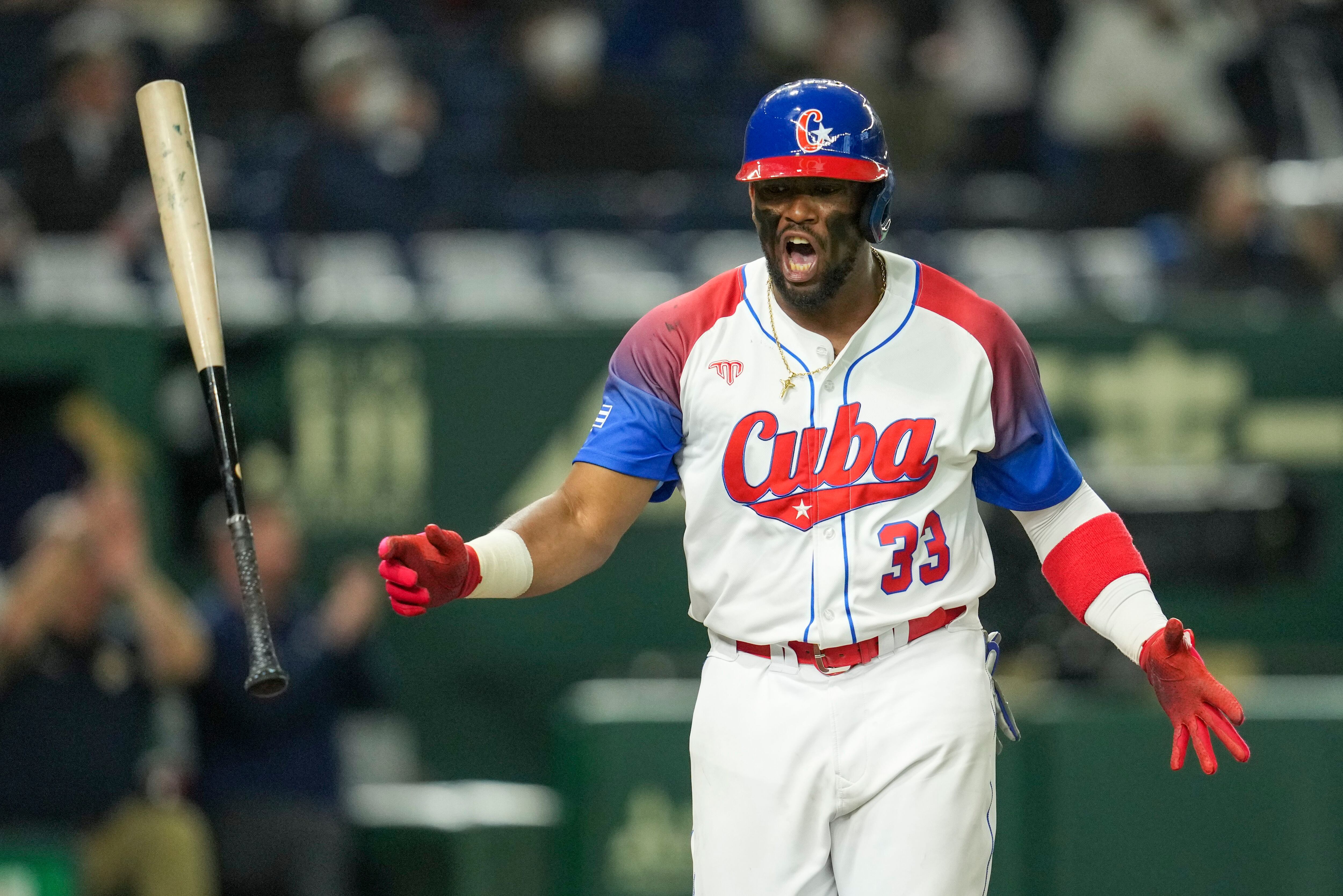 Cuba beats Australia, reaches 1st WBC semifinal since 2006