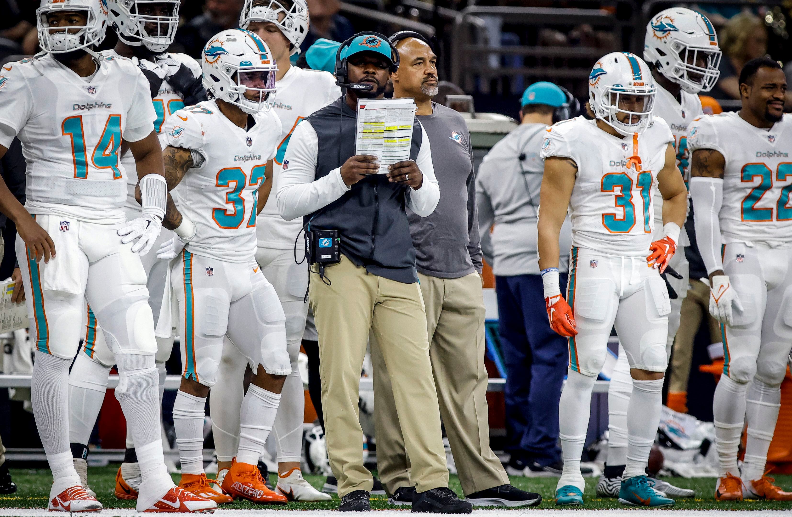 Brian Flores alleges Dolphins owner offered to pay him to lose games