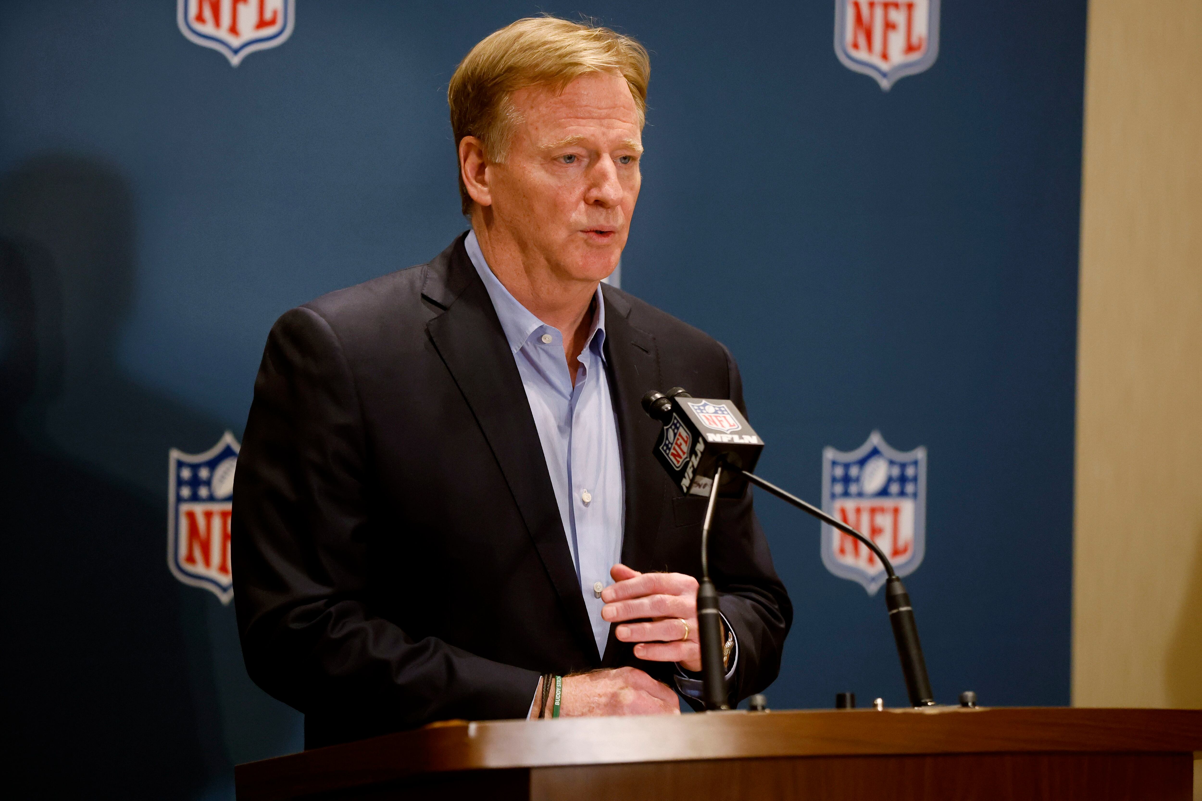 Dan Snyder, Skins 'strongly endorse' Roger Goodell as NFL commissioner 