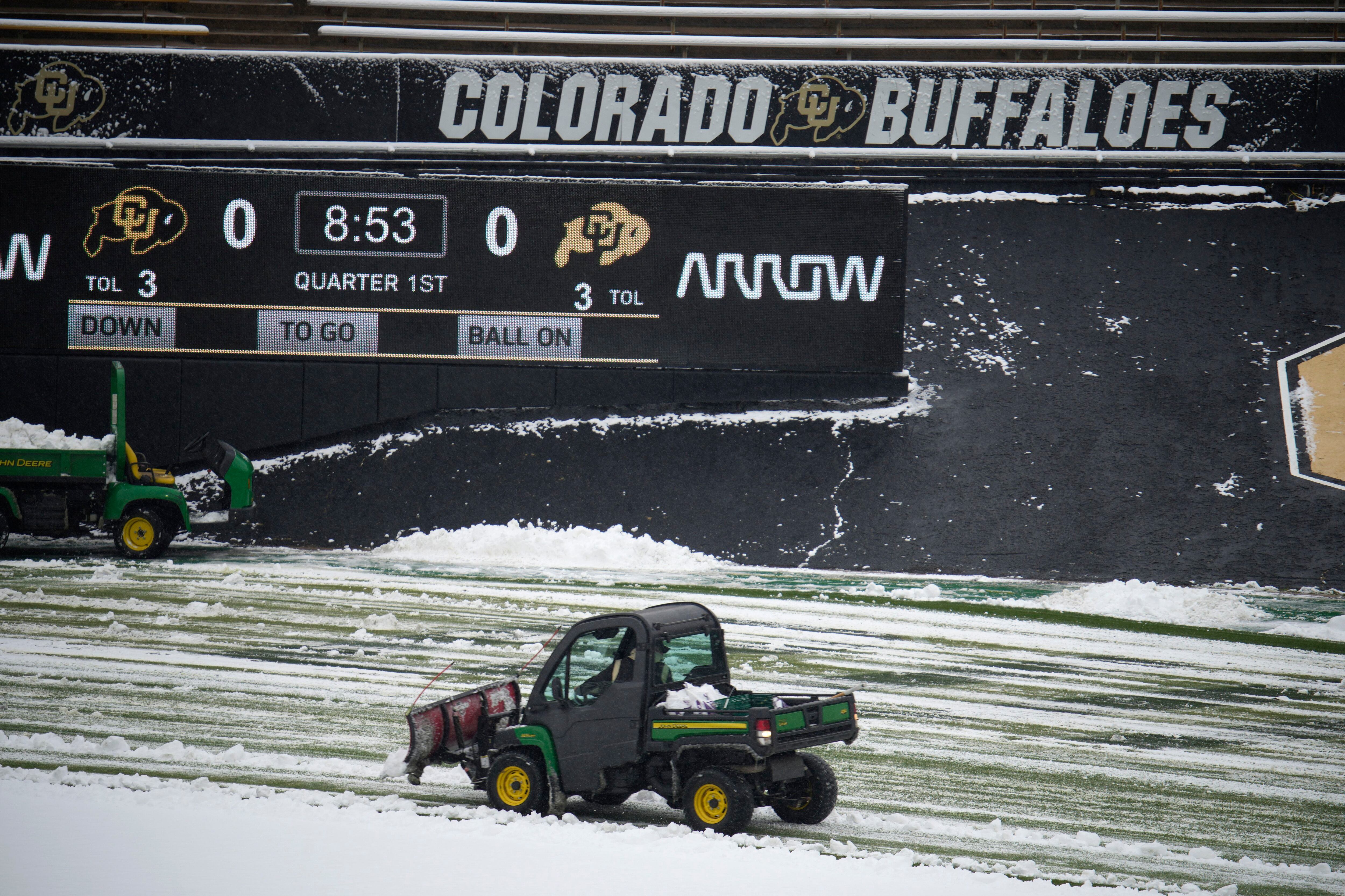 Coach Prime, Buffs stage quite the show in snowy spring game