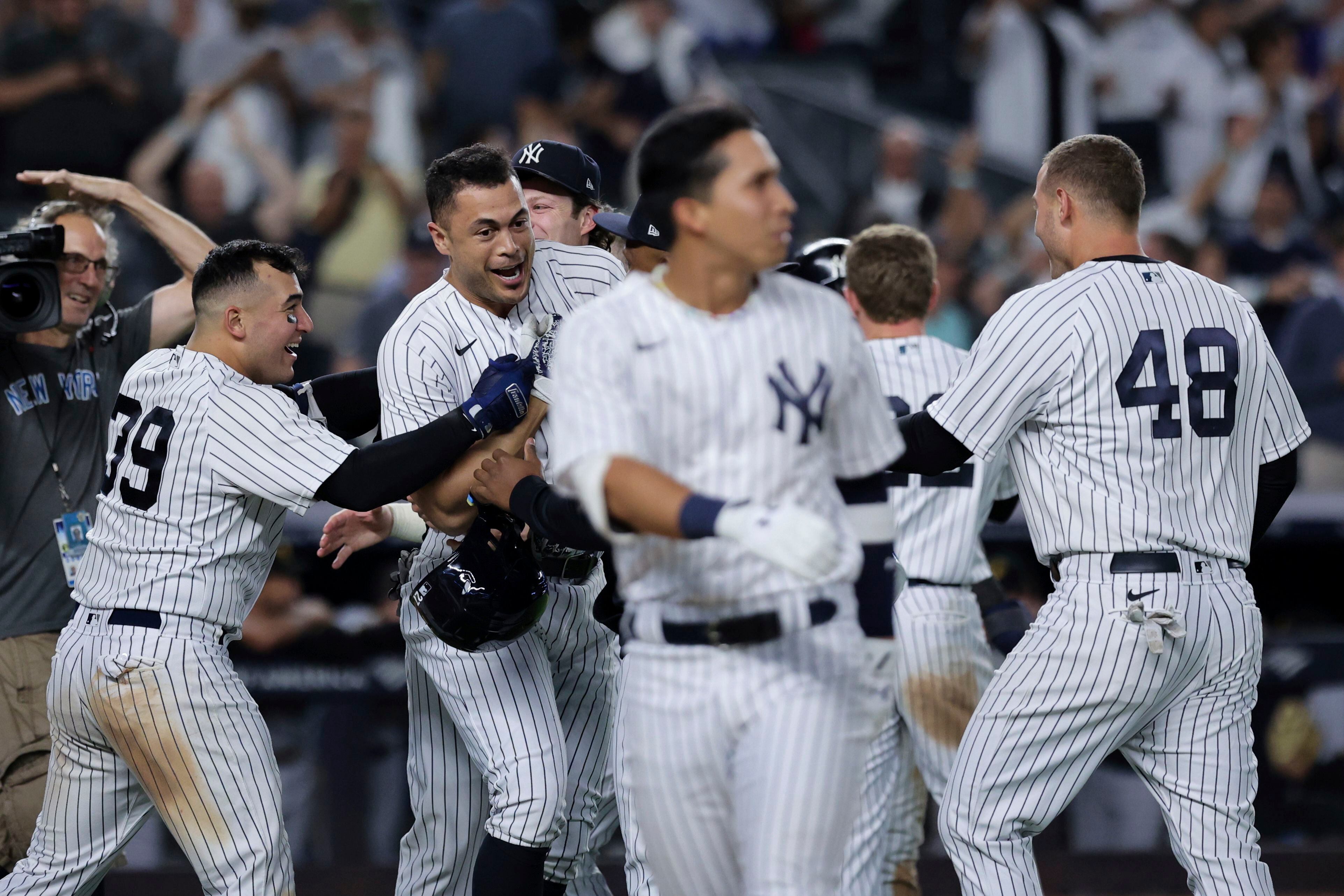 Aaron Judge hits 60th homer to tie Babe Ruth, one shy of record