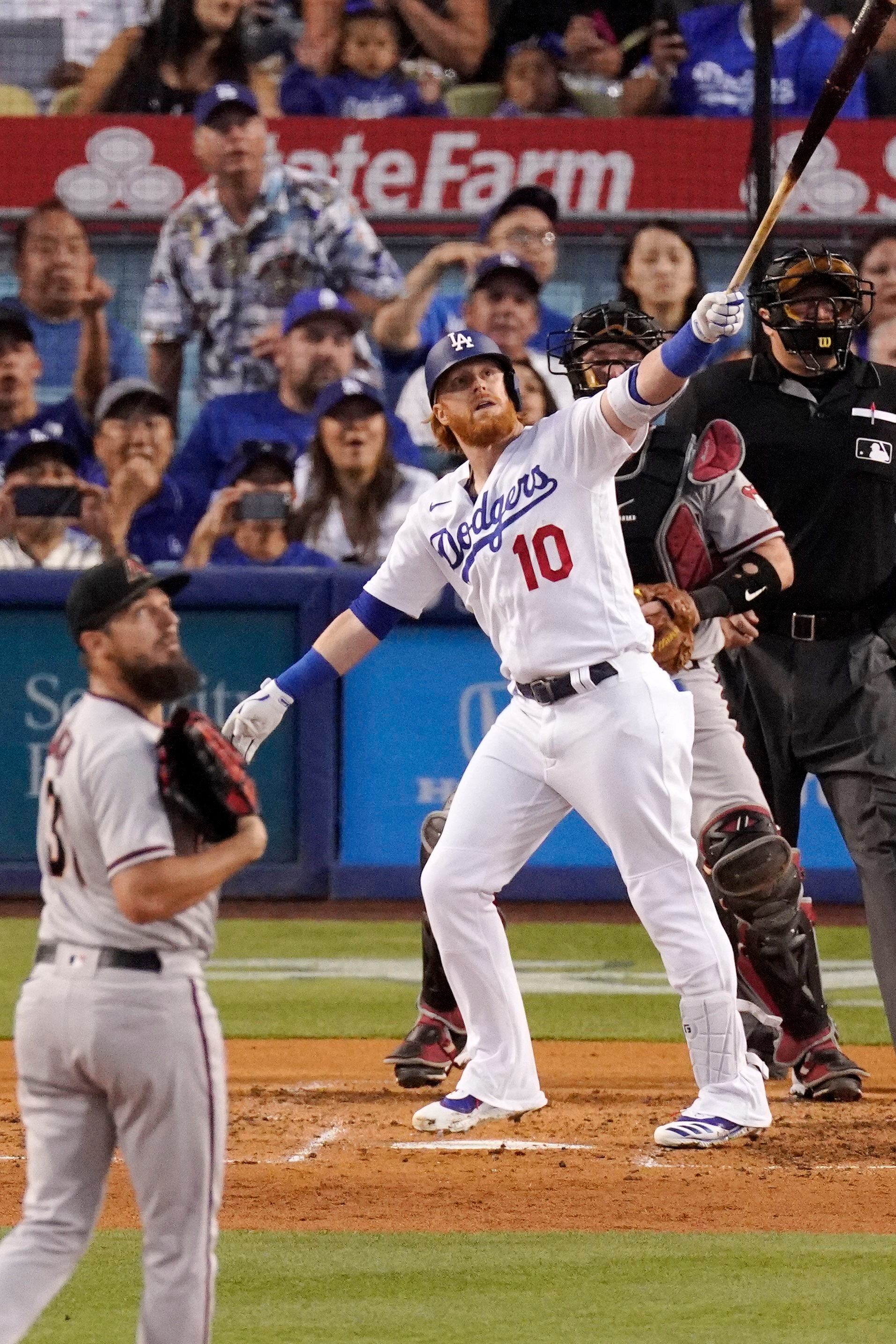 AJ Pollock injury: Dodgers OF leaves game with right hamstring