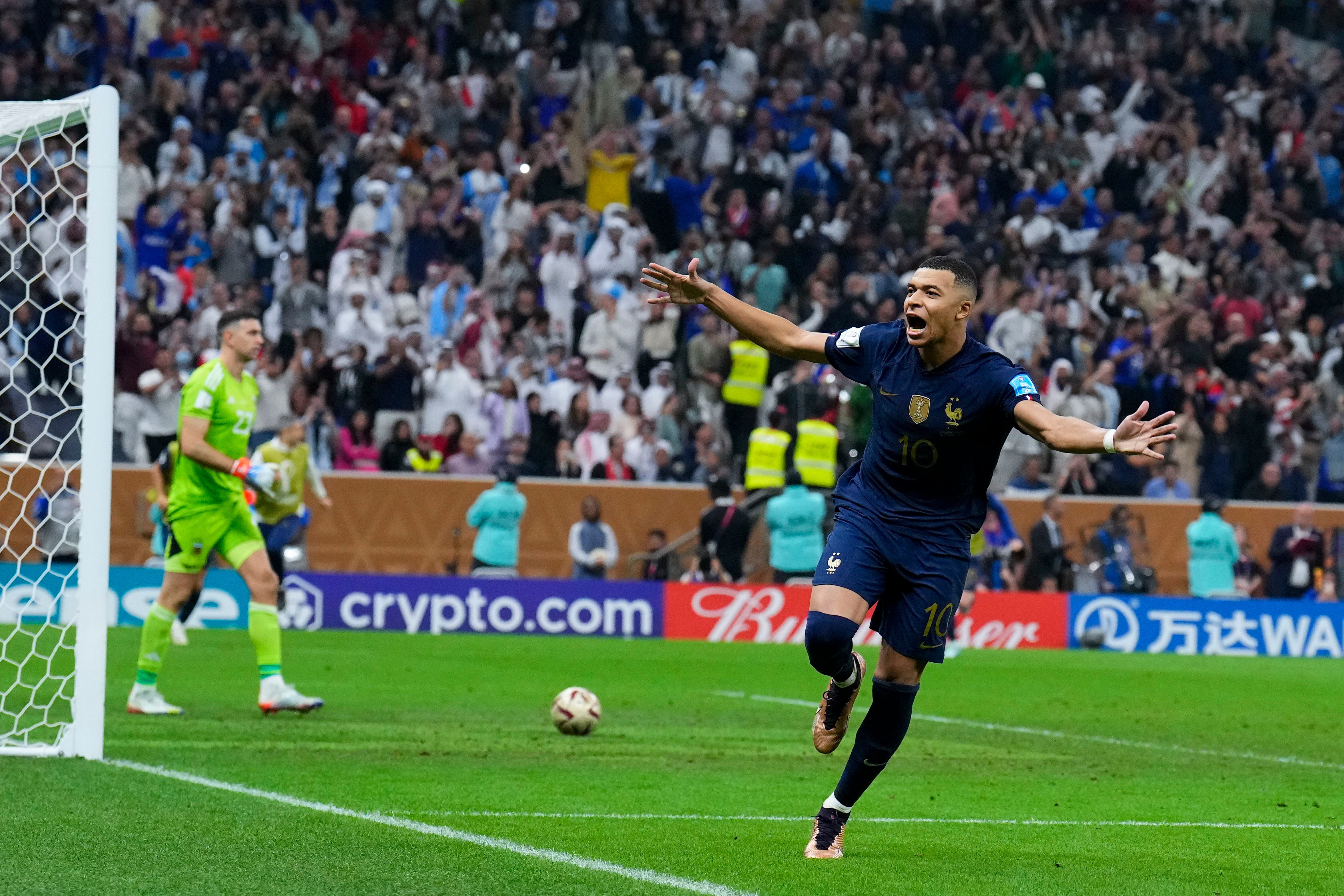 Mbappé electrifies in World Cup epic, ends up on losing side