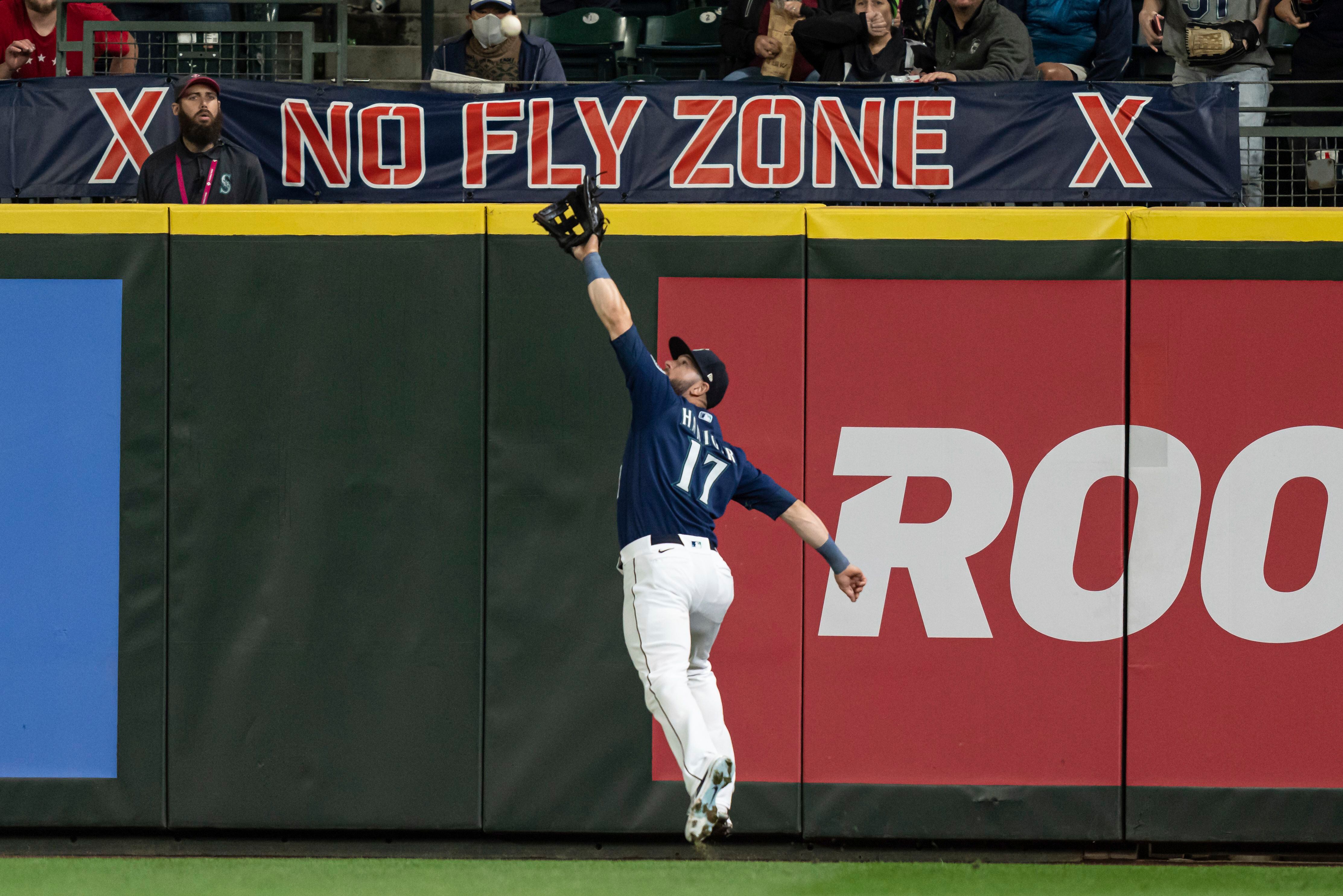 Resilient Rangers beat Mariners to clinch first MLB postseason berth since  2016 – NBC 5 Dallas-Fort Worth