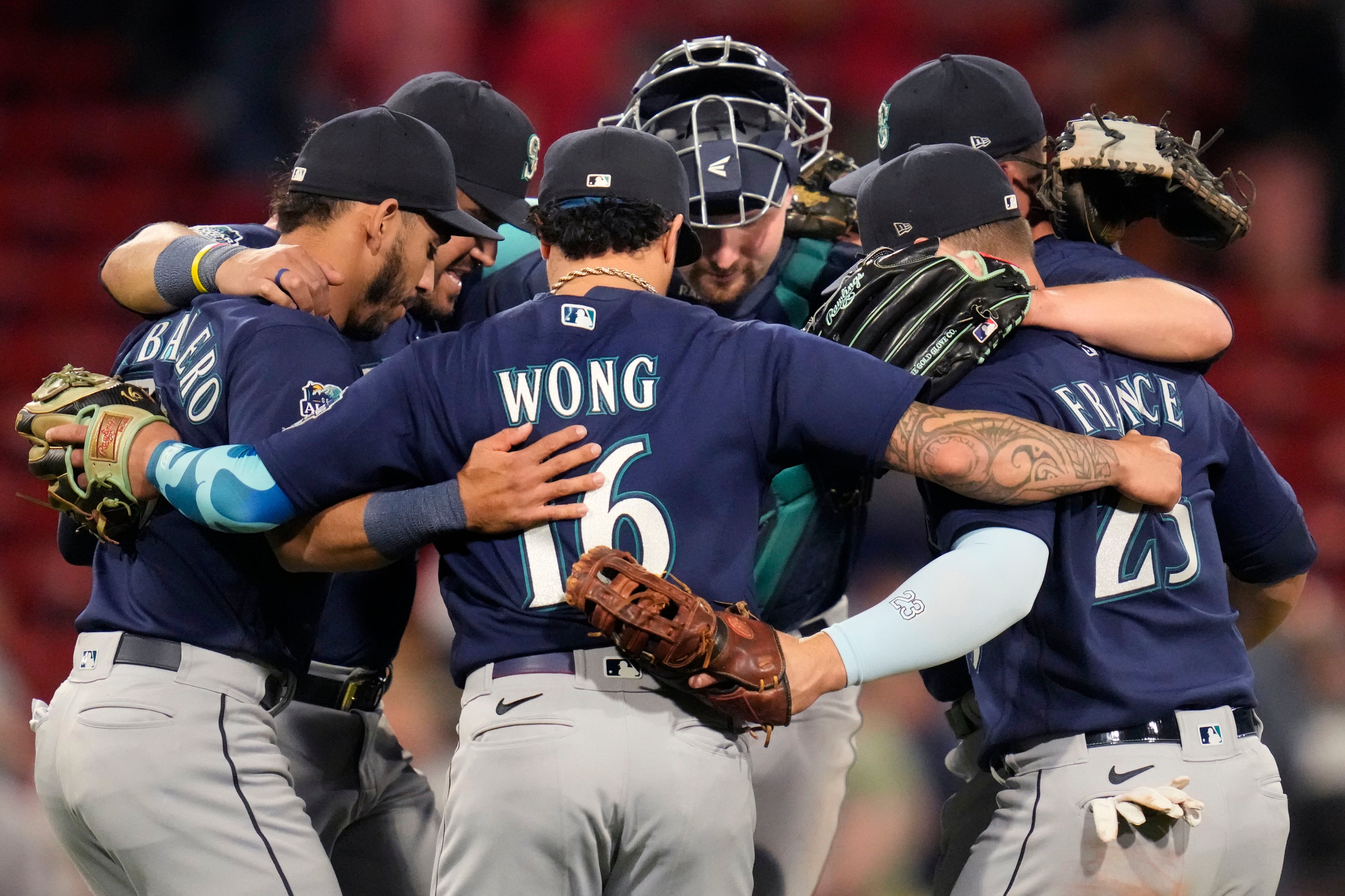 Raleigh first catcher to homer from both sides at Fenway as Mariners pound  Red Sox 10-1