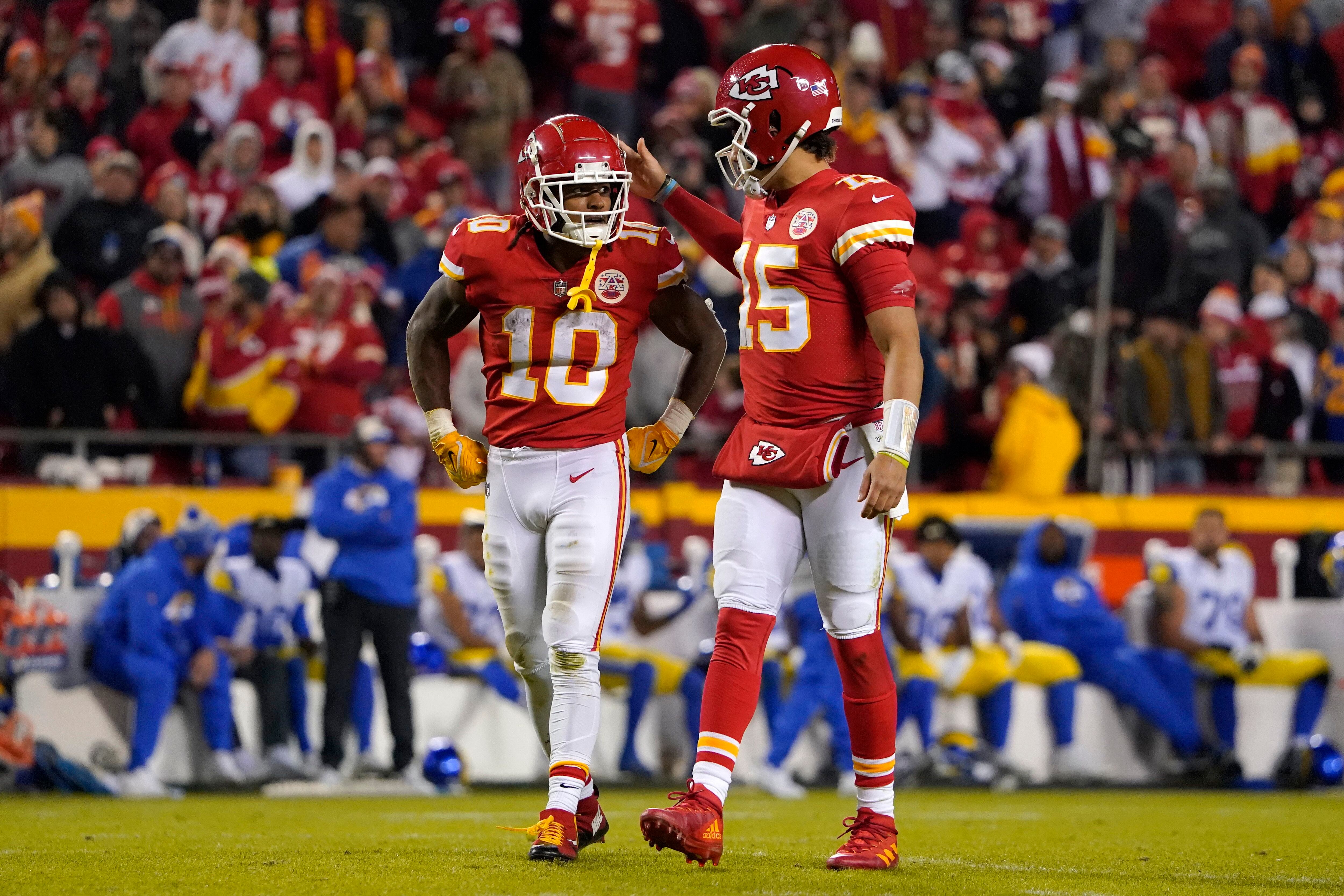 New baby in tow, Chiefs' Mahomes turns attention to Bengals – KGET 17