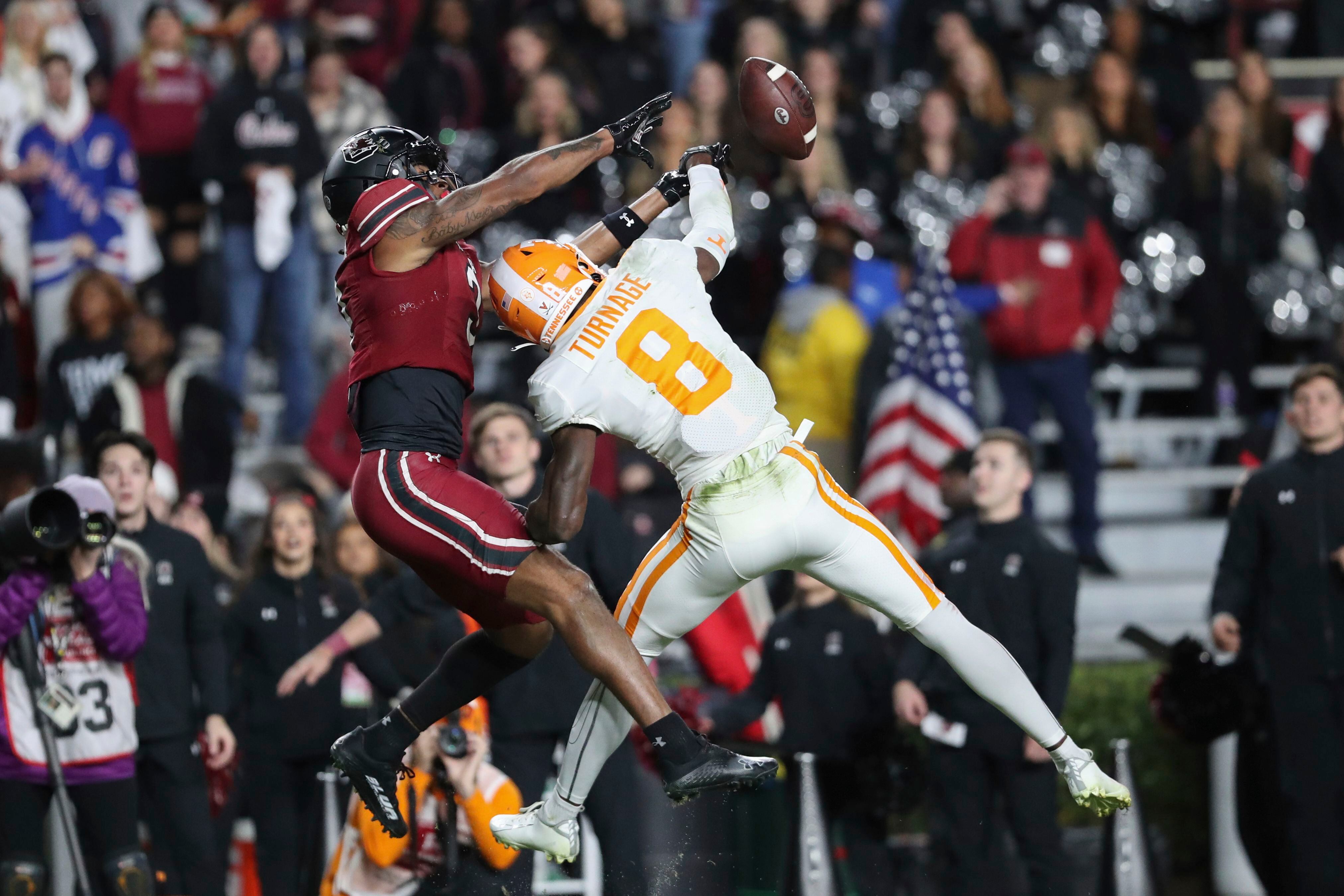 South Carolina runs over No. 5 Tennessee 63-38