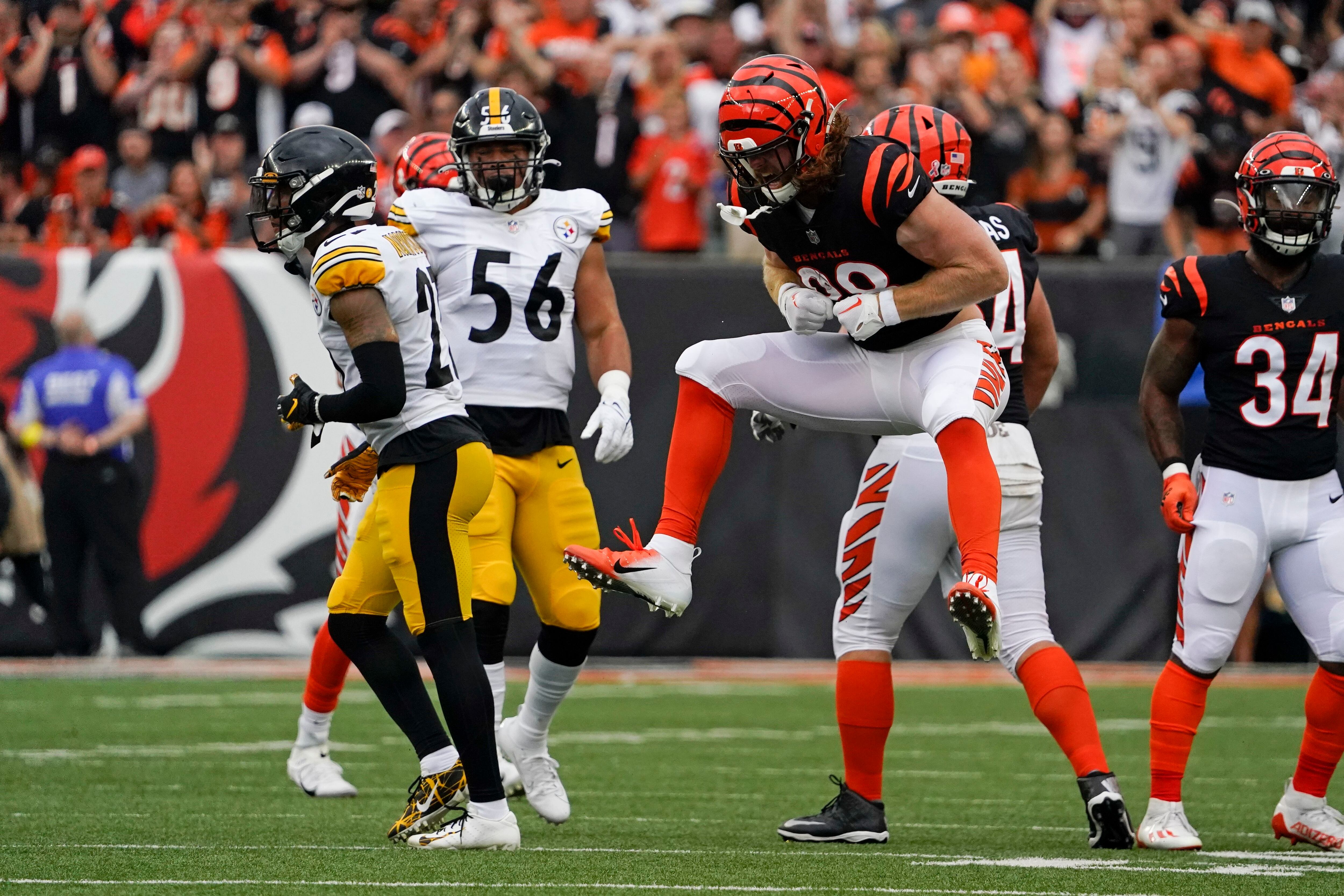 Steelers get late FG in OT after Watt injured vs Bengals