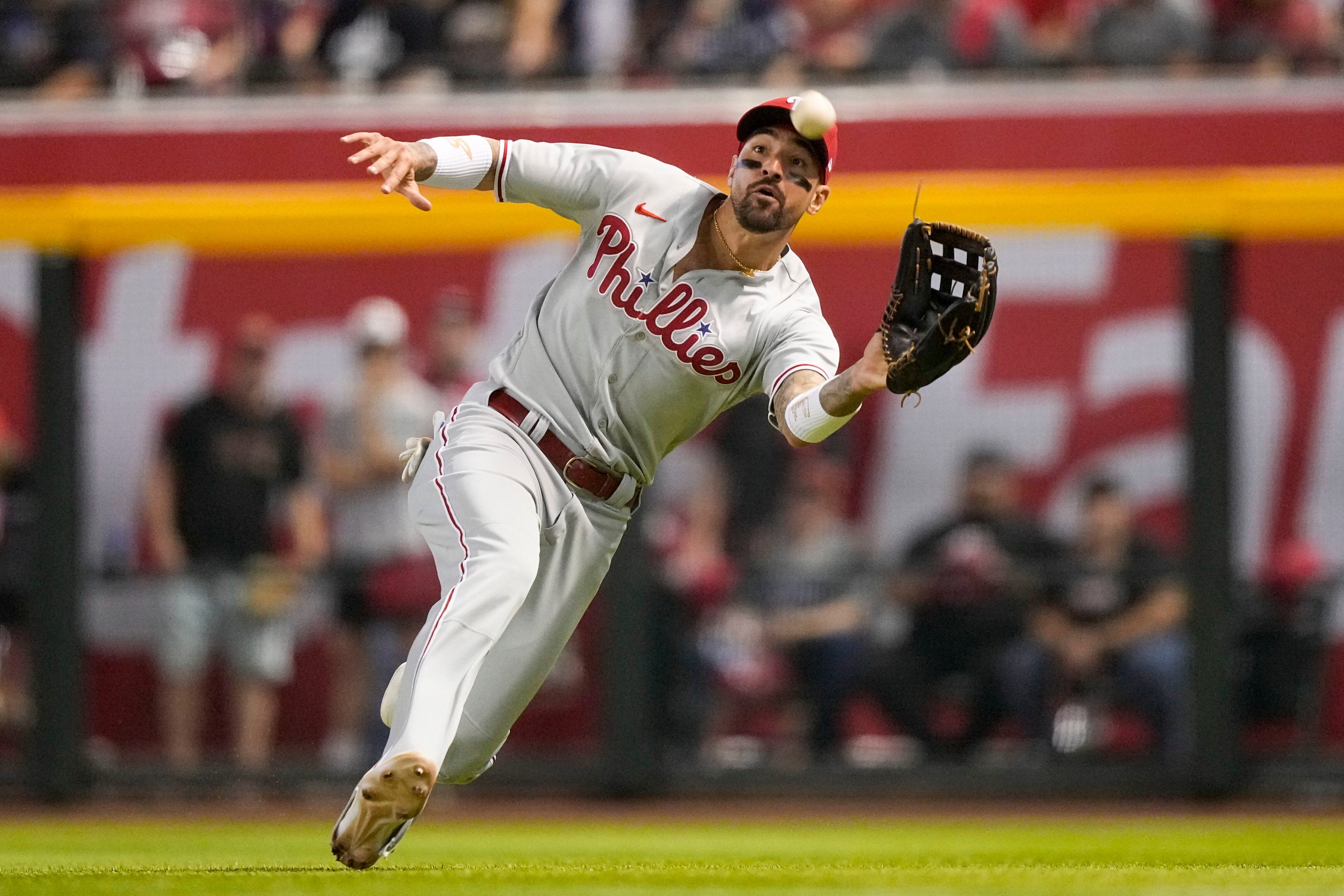 Thomas' tying homer, Moreno's decisive hit send D-backs past Phillies 6-5