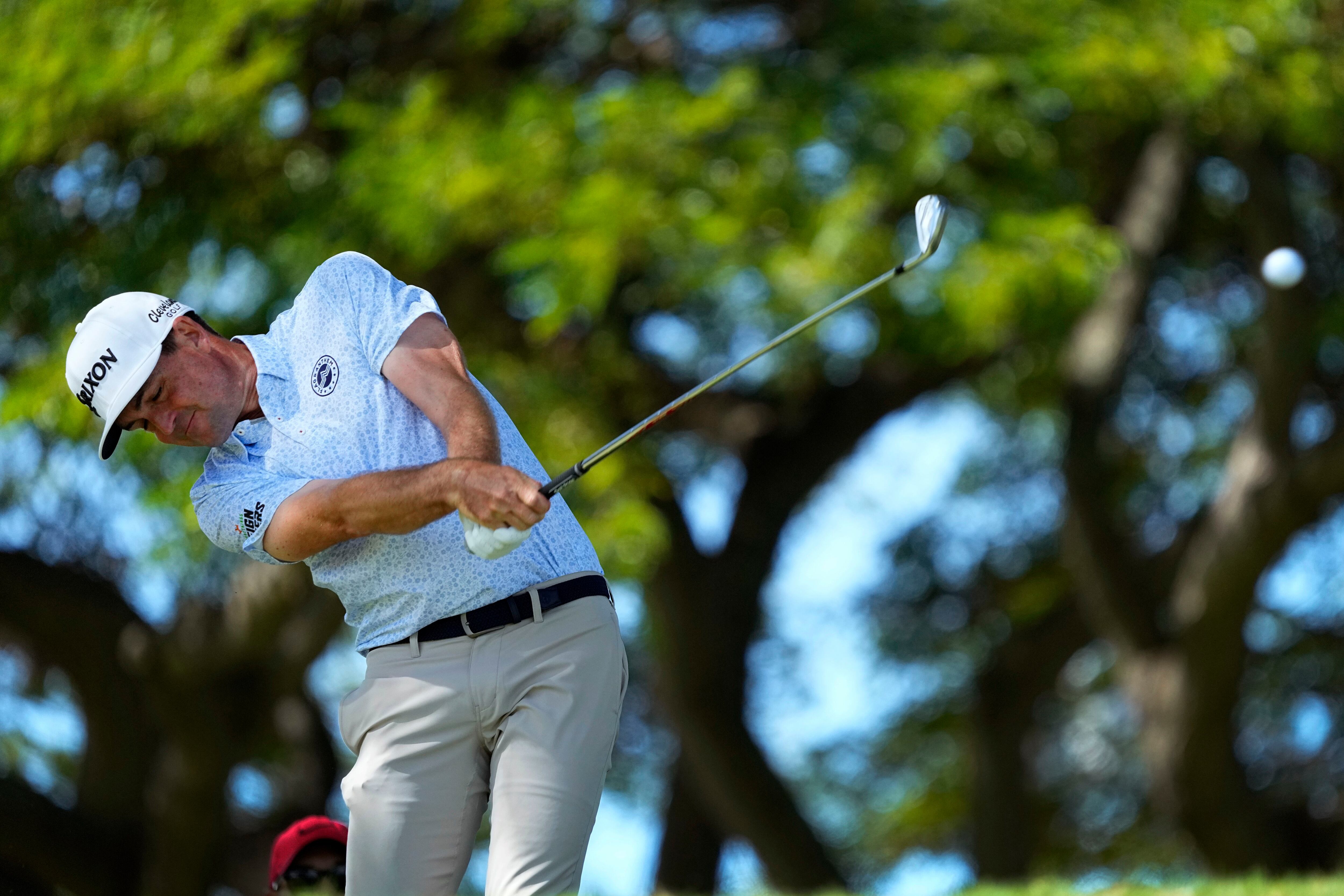 Keegan Bradley, Grayson Murray share lead in Sony Open. It's hardly a  two-man race