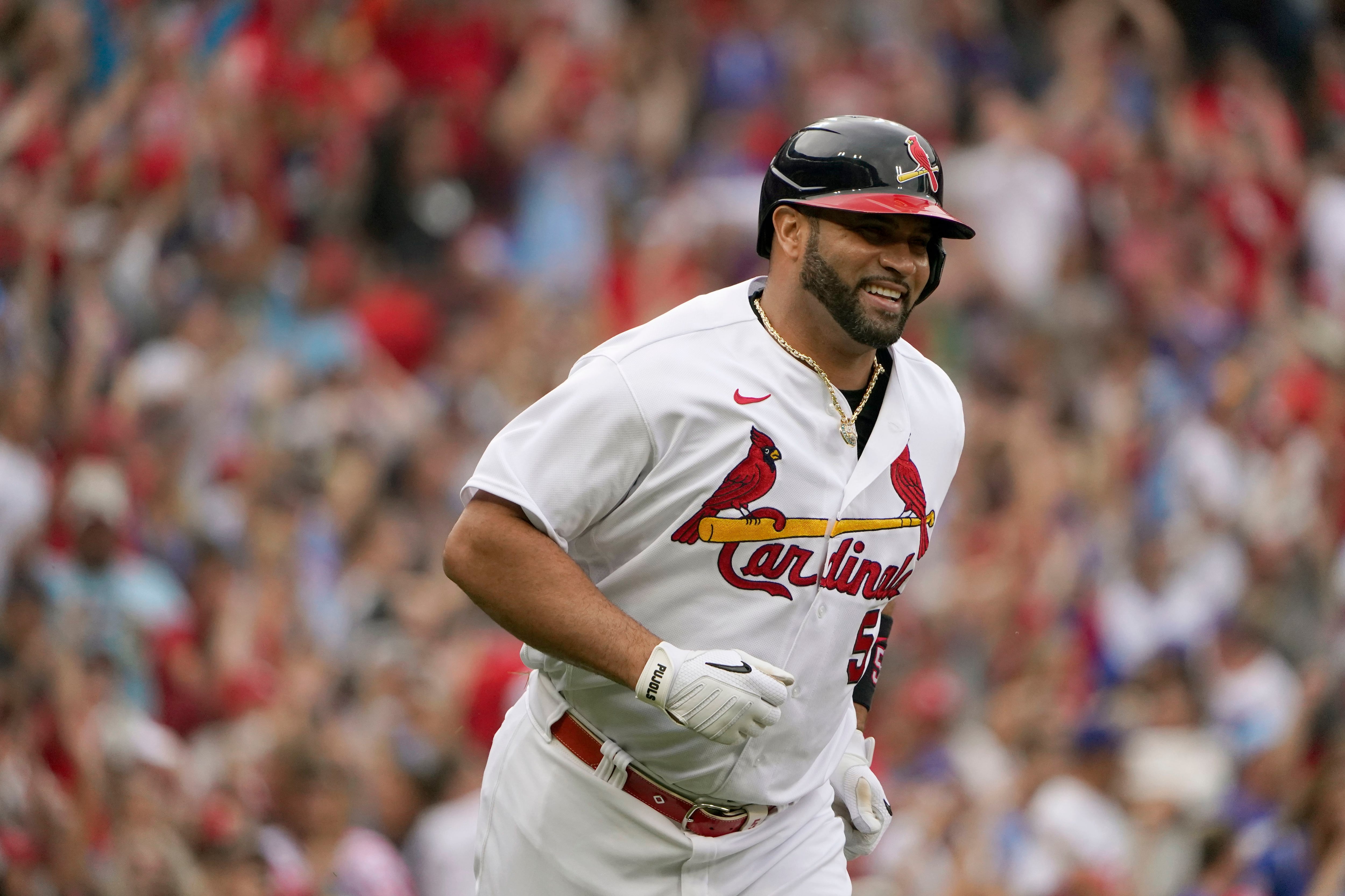 Pujols reaches 695 HRs, Mikolas goes 8 in Cards' win vs Cubs